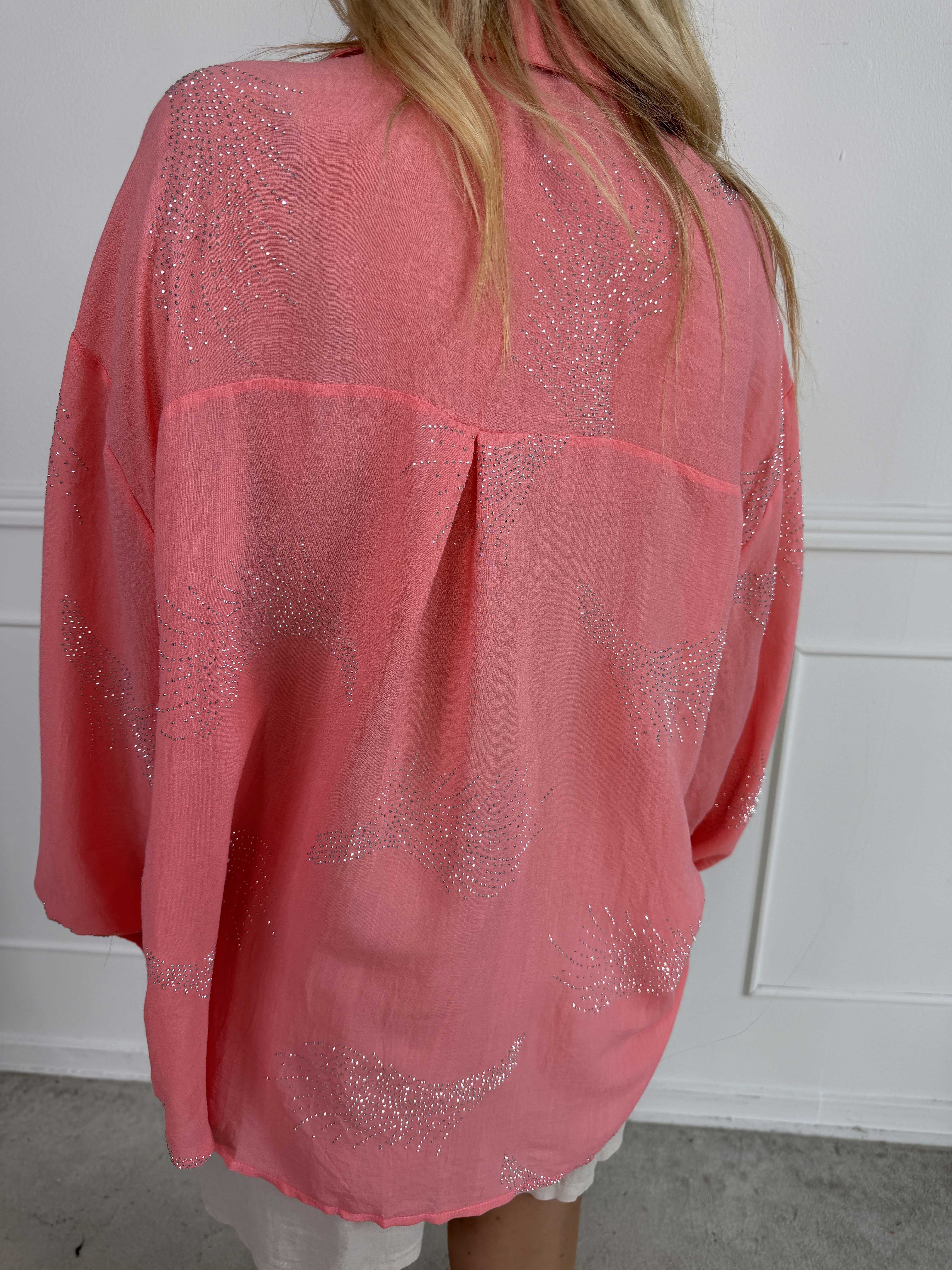 Heidy - Plus size skjorta med fina strass och breda manschetter