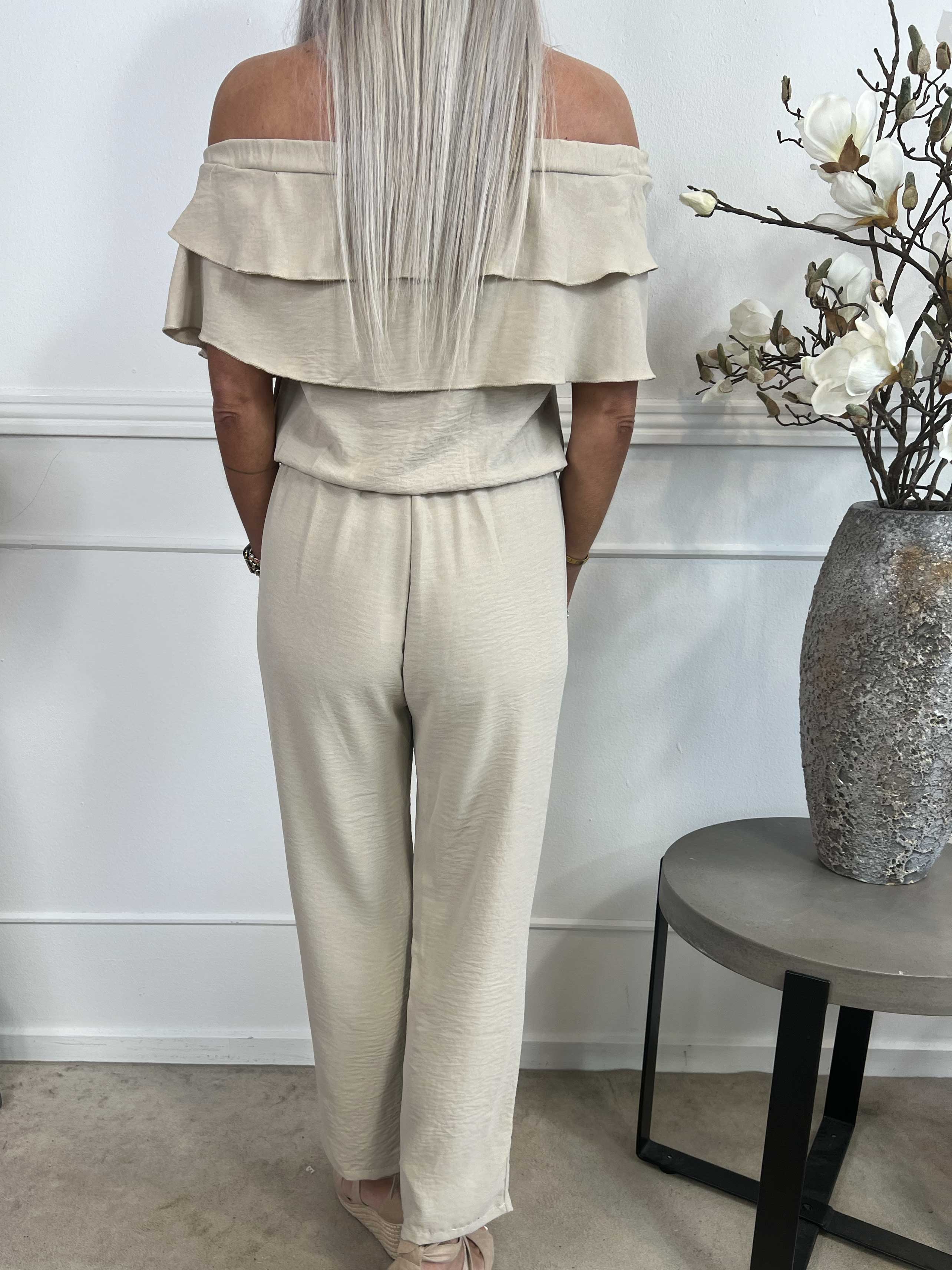 Loulou - Byxdress med volang och resårfåll