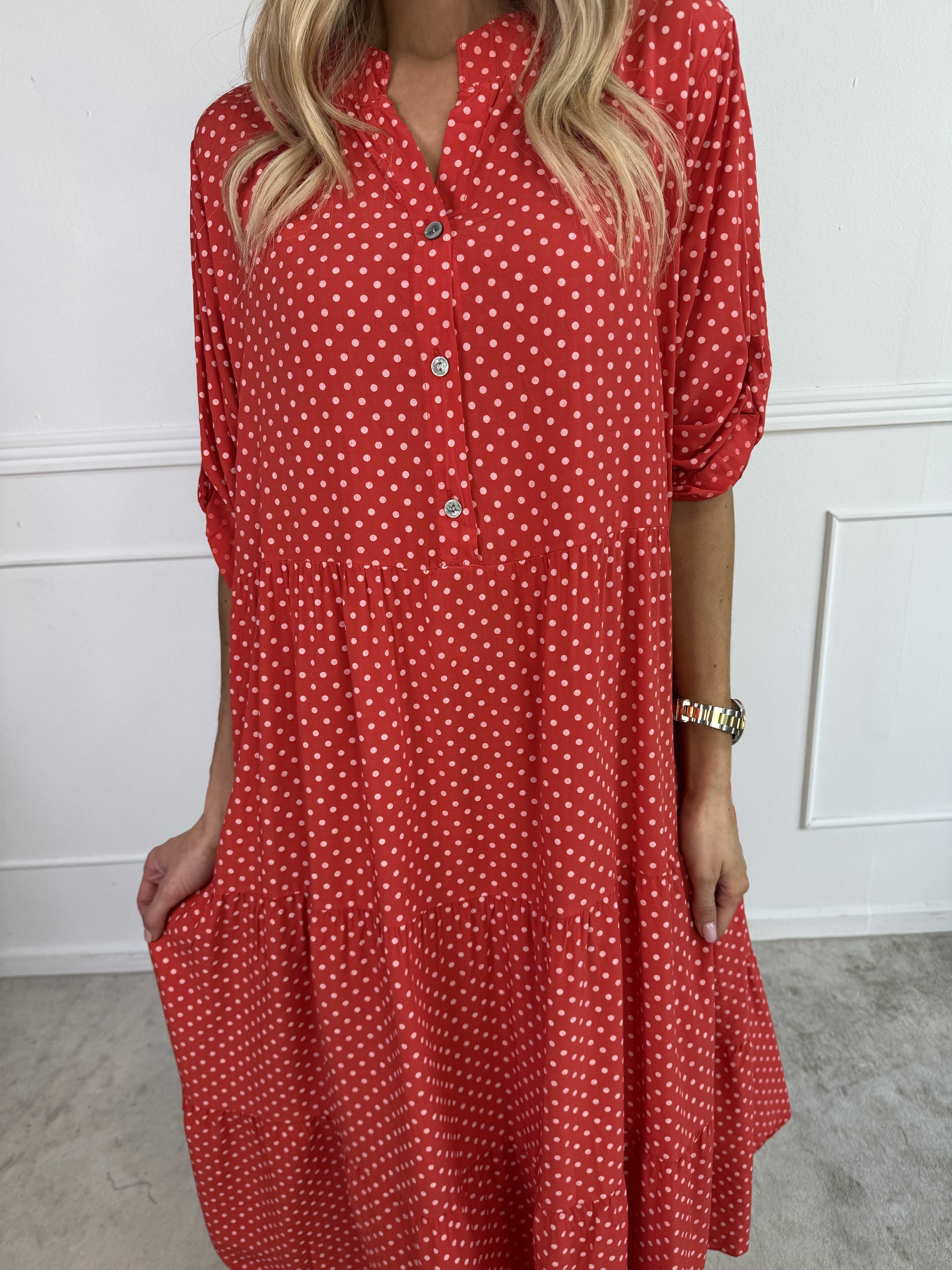 Dotti - Klänning med lager på lager-look i viskos