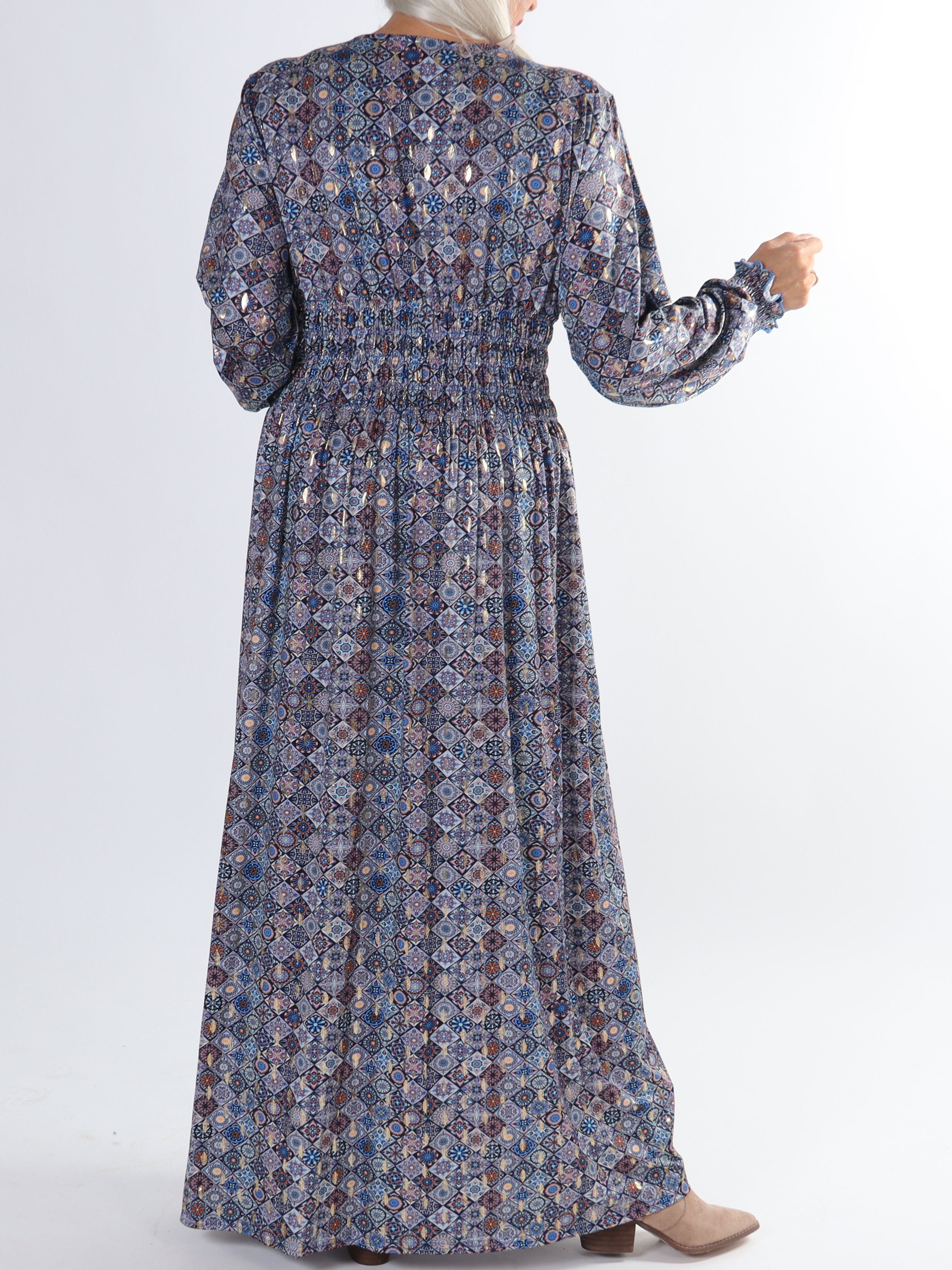 Pams Mosaic L/S - Plus size elastisk klänning i skrynkelfritt tyg med långa ärmar