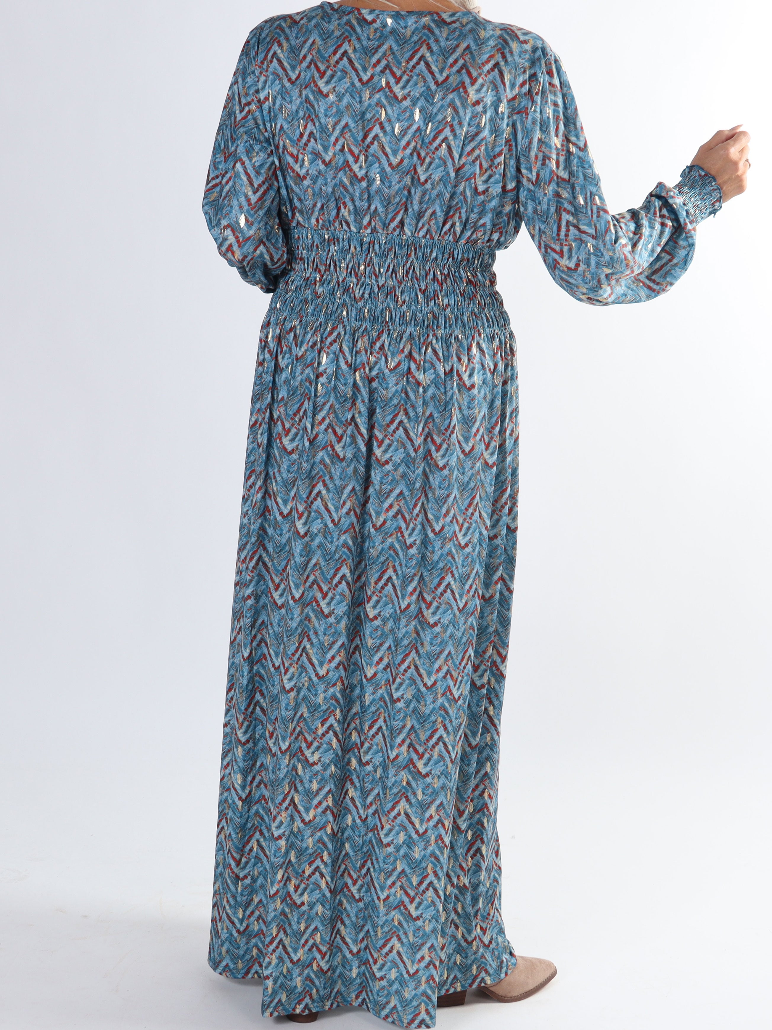 Pams ZigZag L/S - Plus size elastisk klänning i skrynkelfritt tyg med långa ärmar