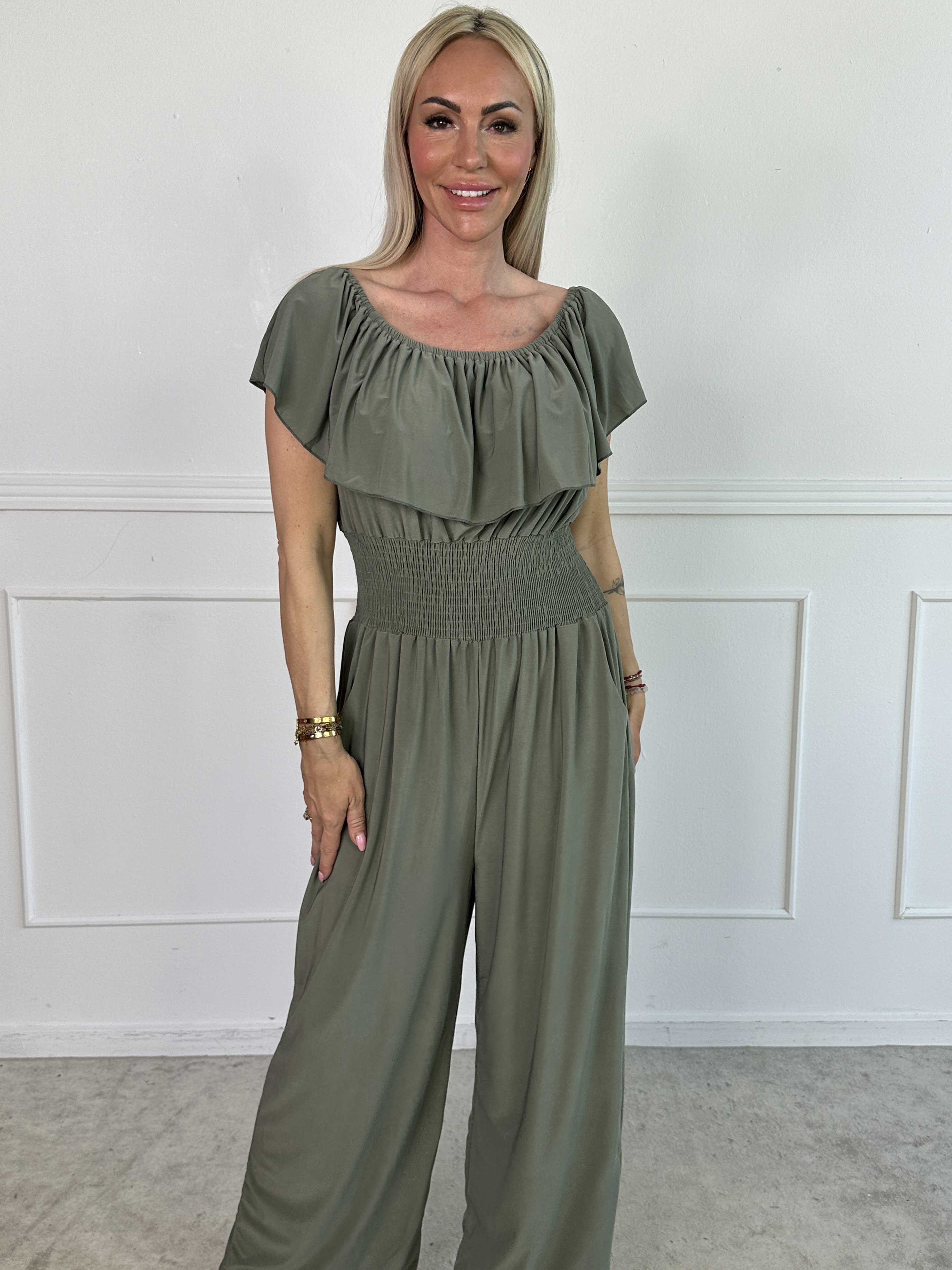 Pams Plain Frill Jumpsuit - Elastisk jumpsuit med smock och volang