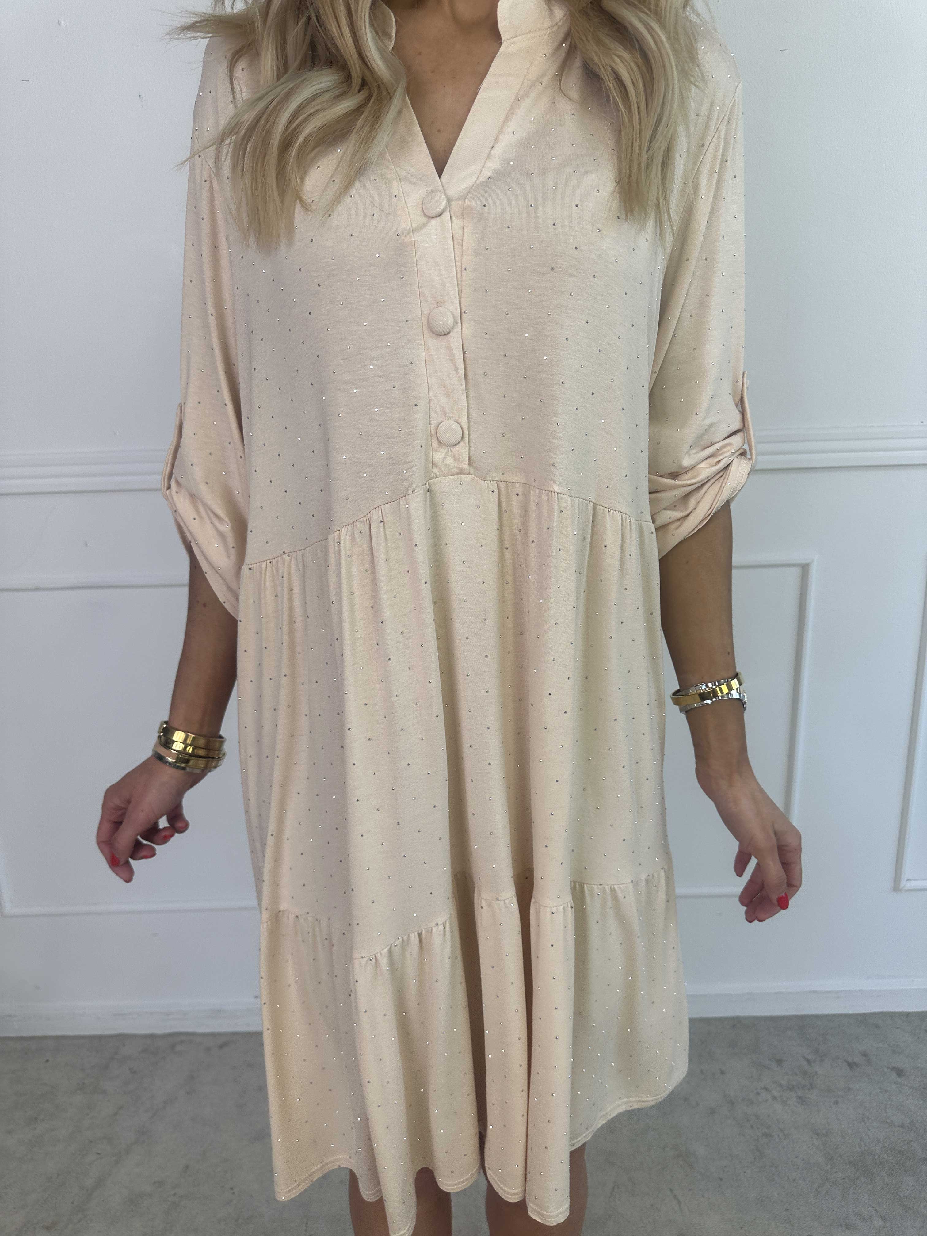 Milano Crystal Midi - Klänning med lager på lager look i viskos med similisten