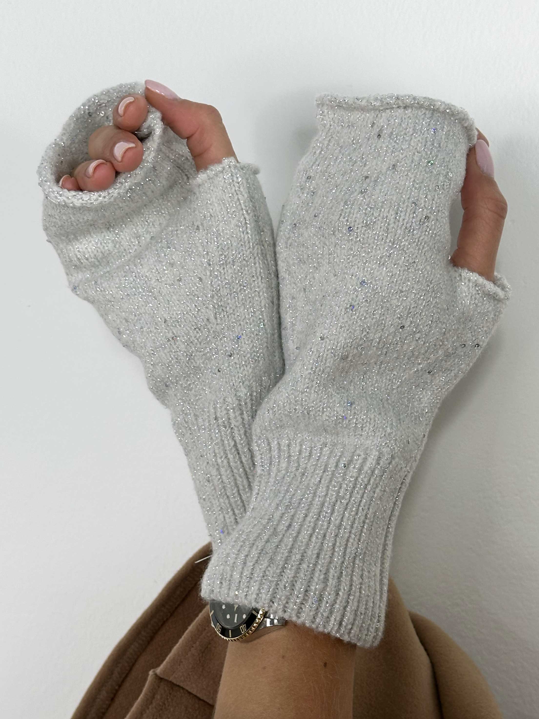 Myra - Handskar med glittertrådar och paljetter