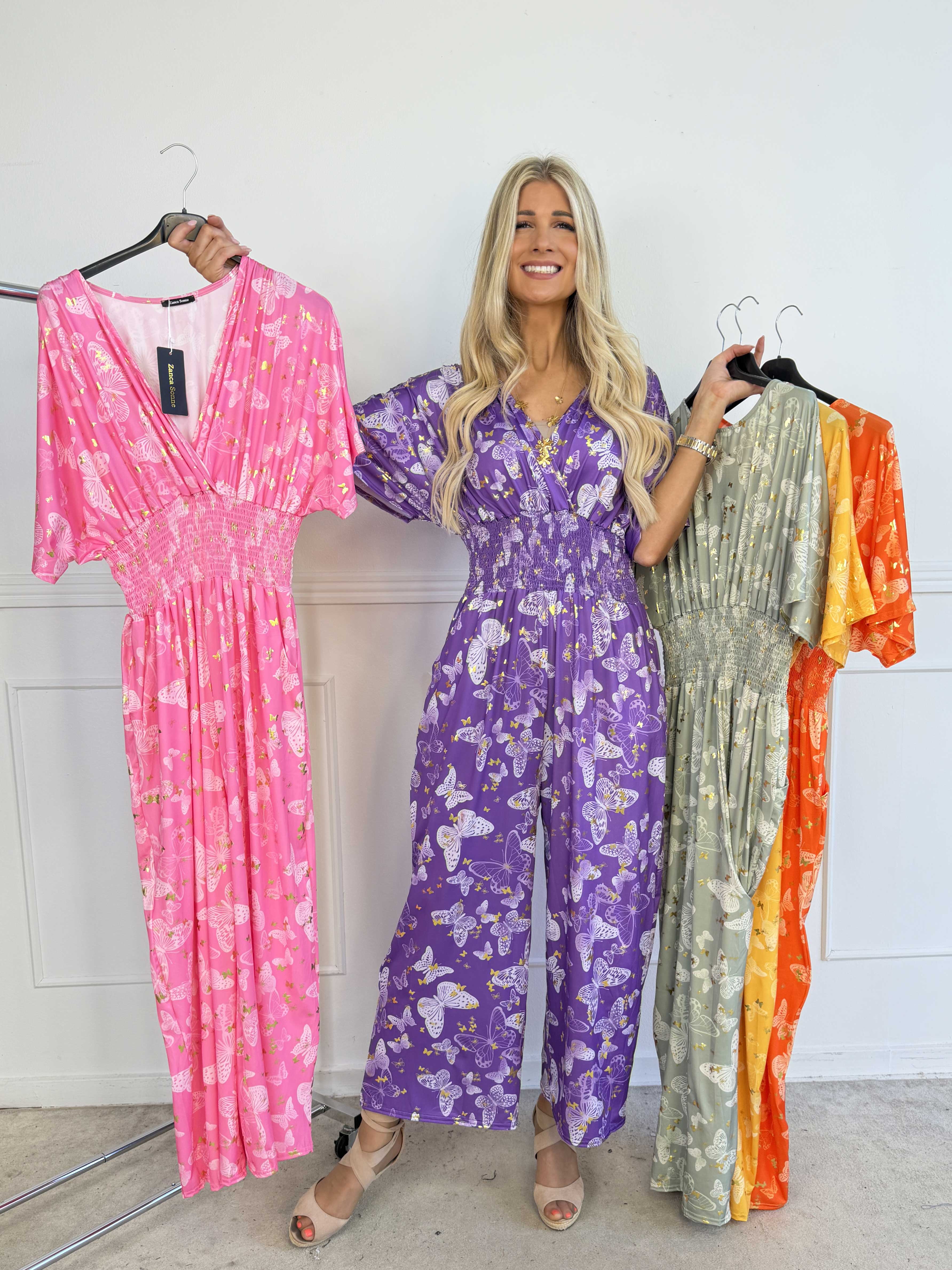 Pams Butterfly Jumpsuit - Elastisk plus size jumpsuit med fjärilsmönster