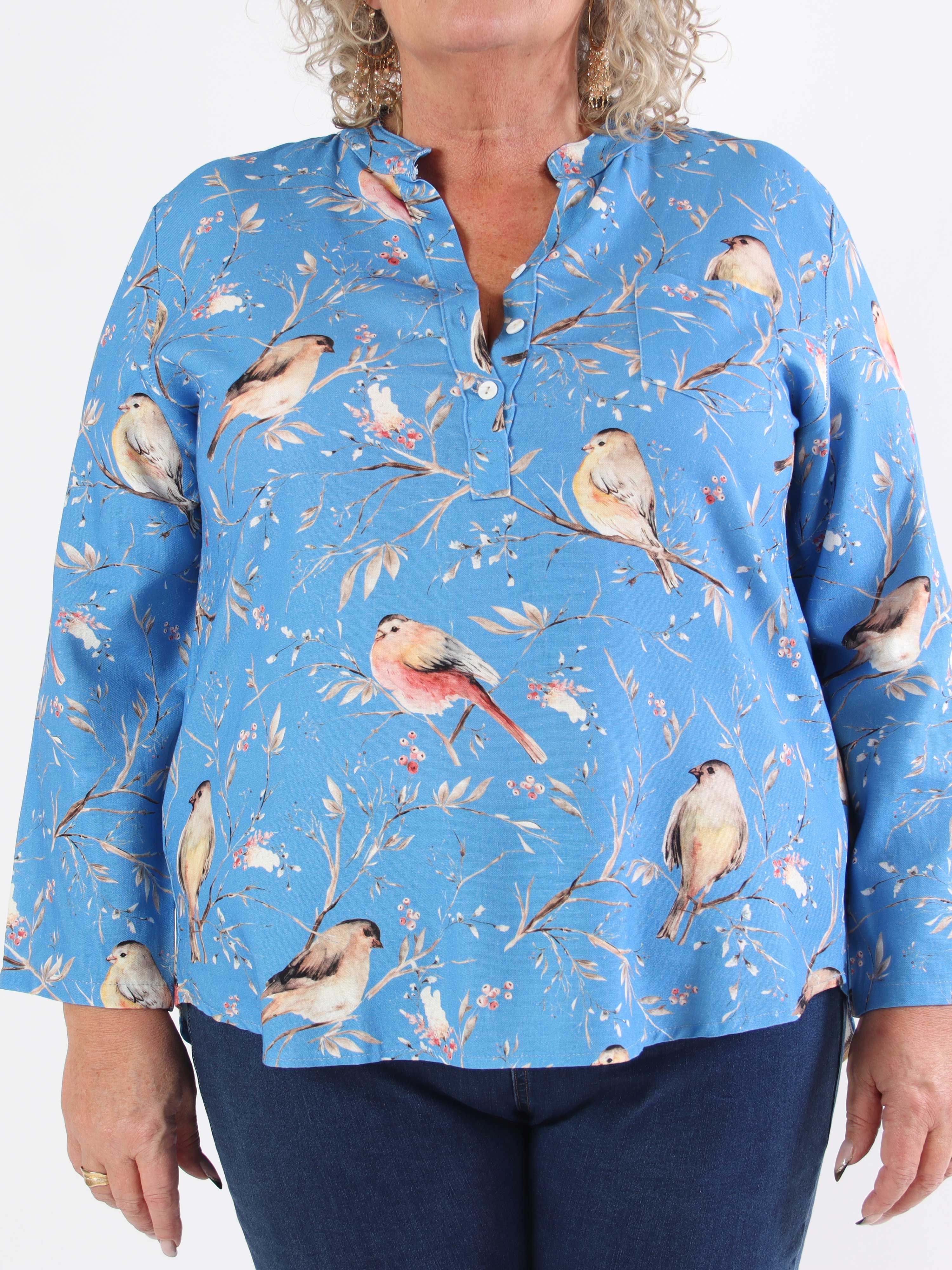 Carmen - Plus size skjorta med fåglar av linne och bomull