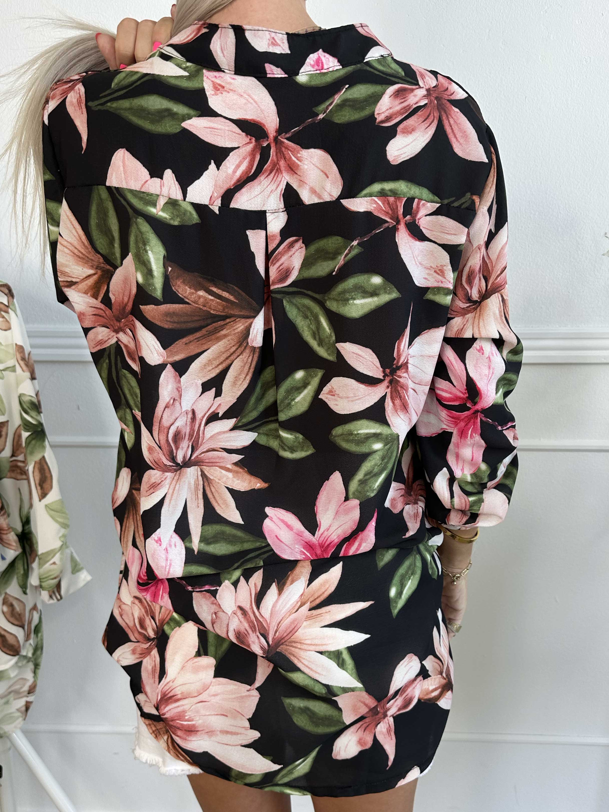 Vanesa Flower - Lätt och luftig tunika med blommönster