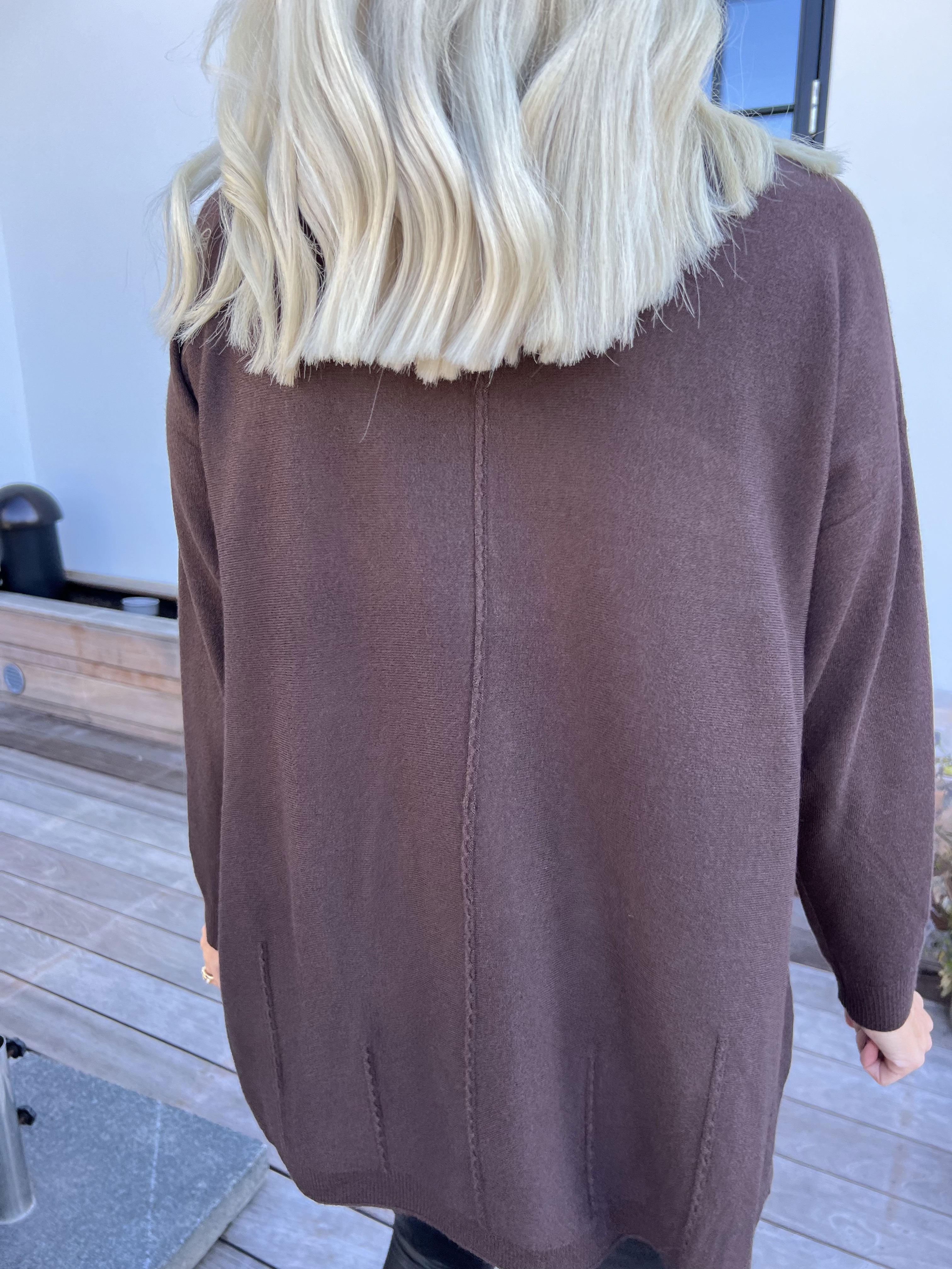 Inga - Supermjuk stickad tröja dekorerad med strass