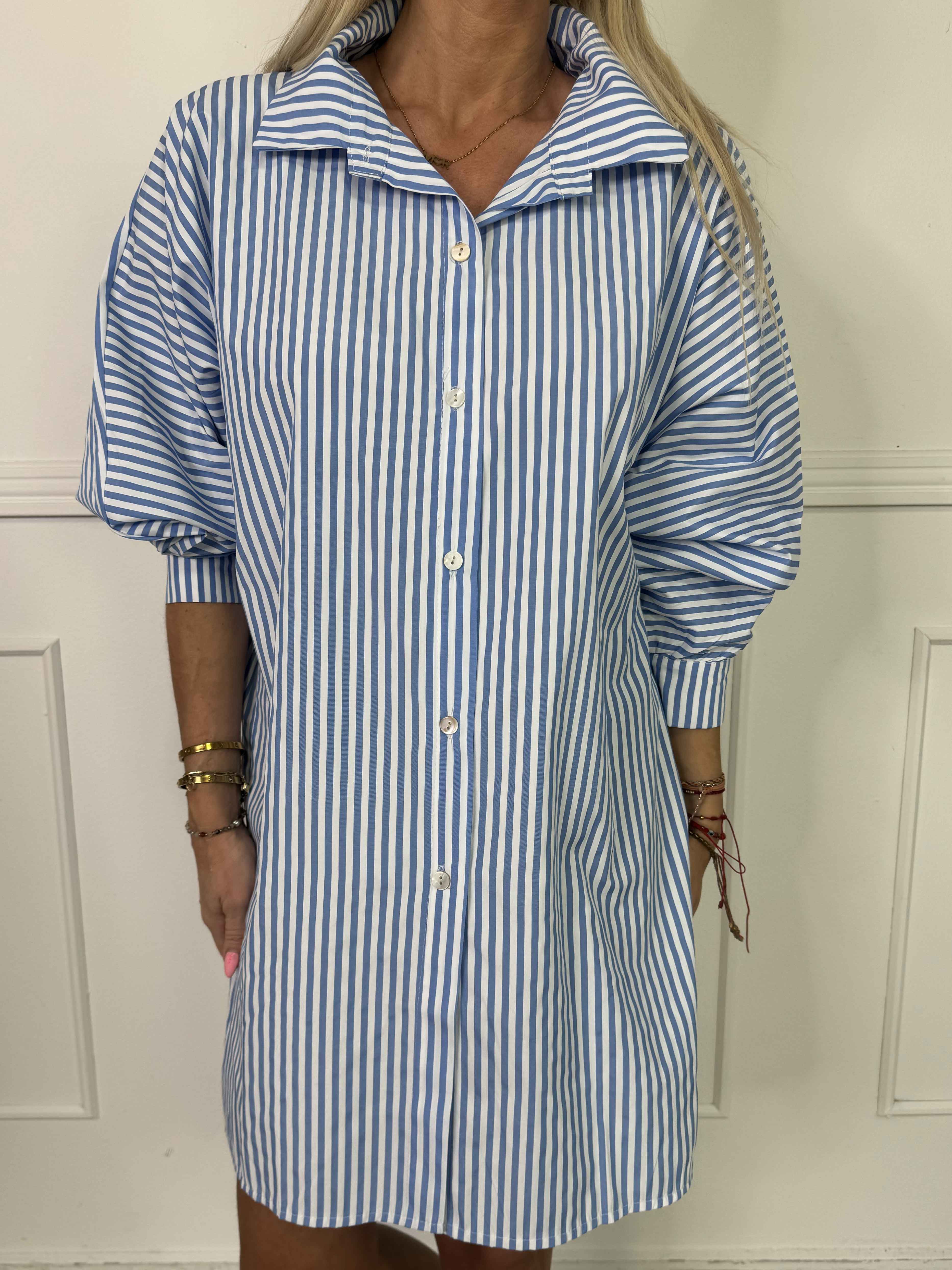 Ingrid - Sød skjortekjole med striber