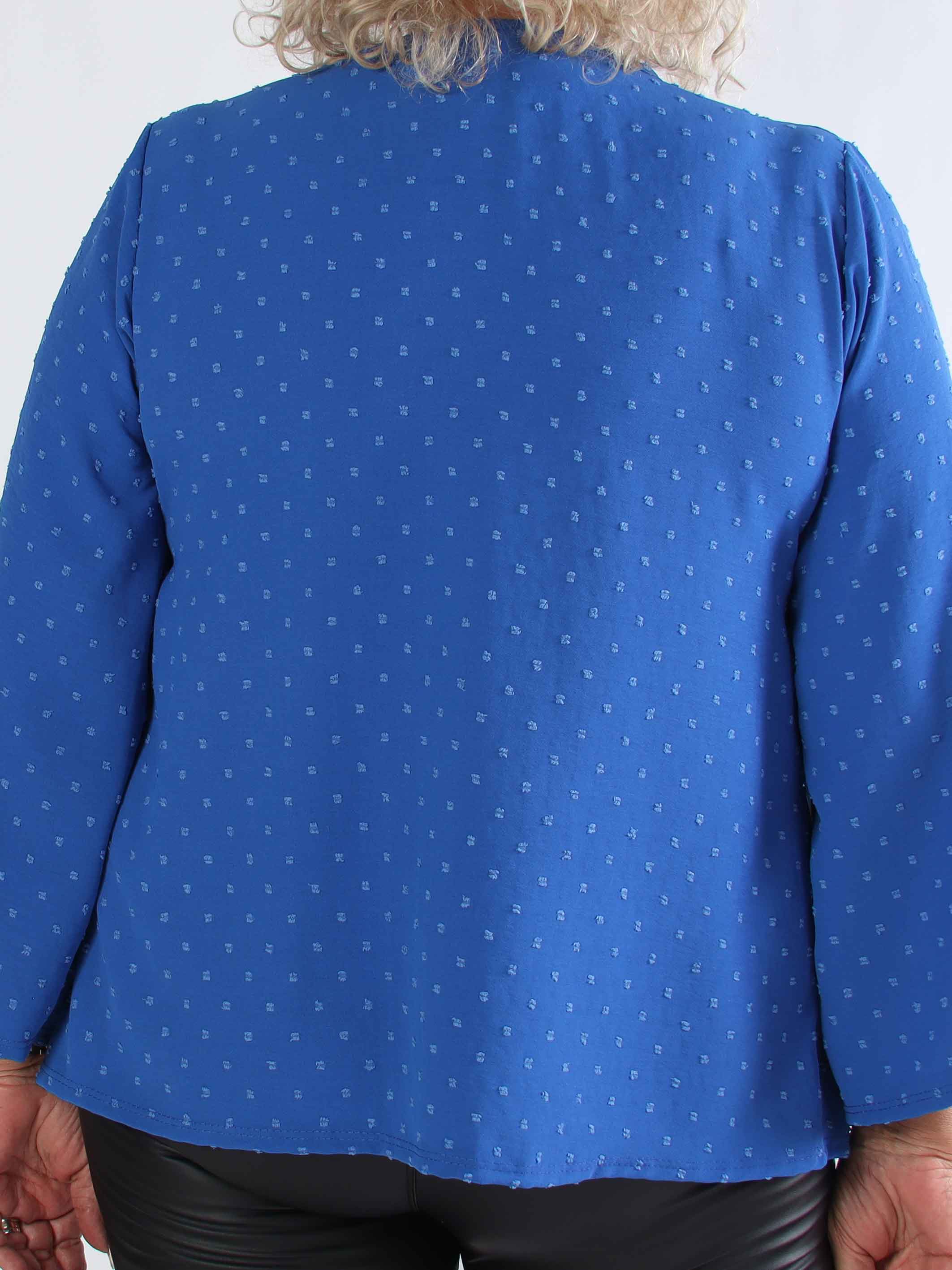 Iselin - Söt plus size tunika med prickiga detaljer och silverknappar