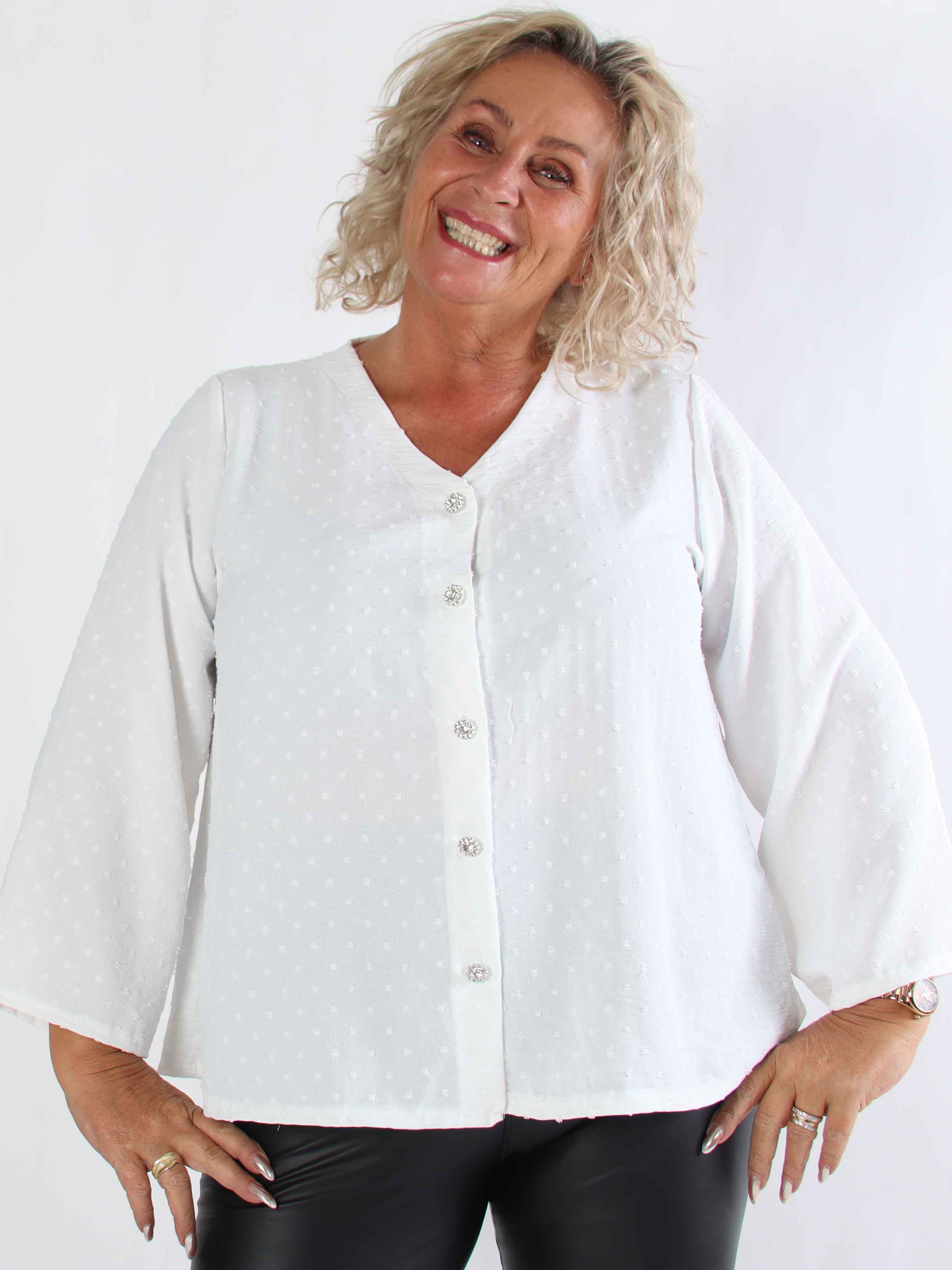 Iselin - Söt plus size tunika med prickiga detaljer och silverknappar