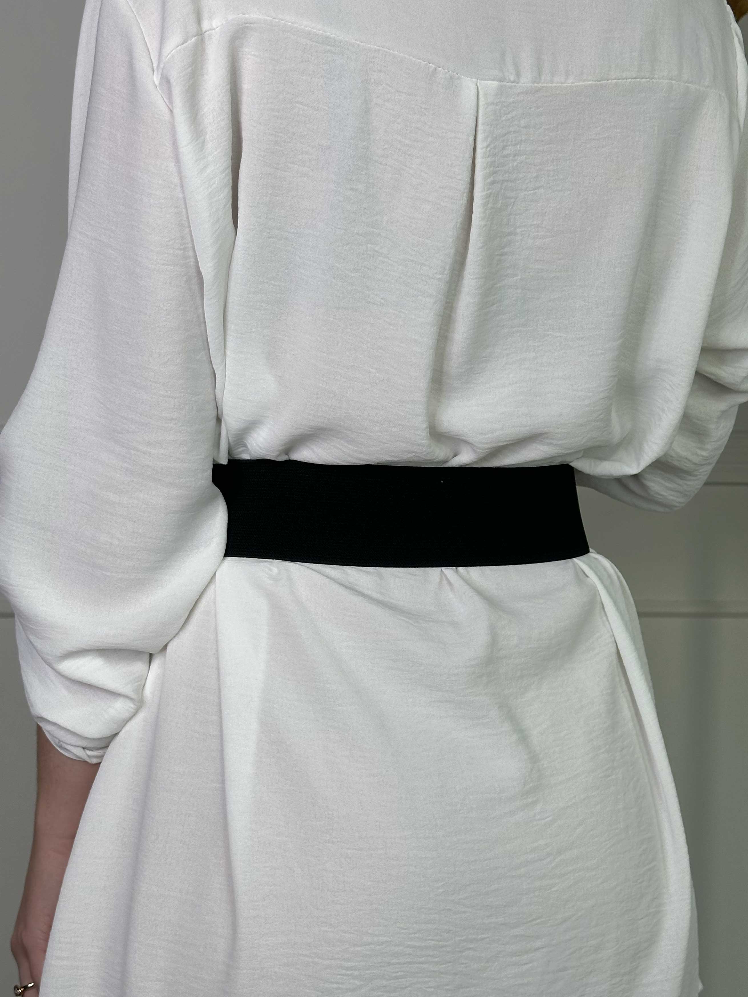 Isla - Midjebälte med elastisk linning och guldspänne