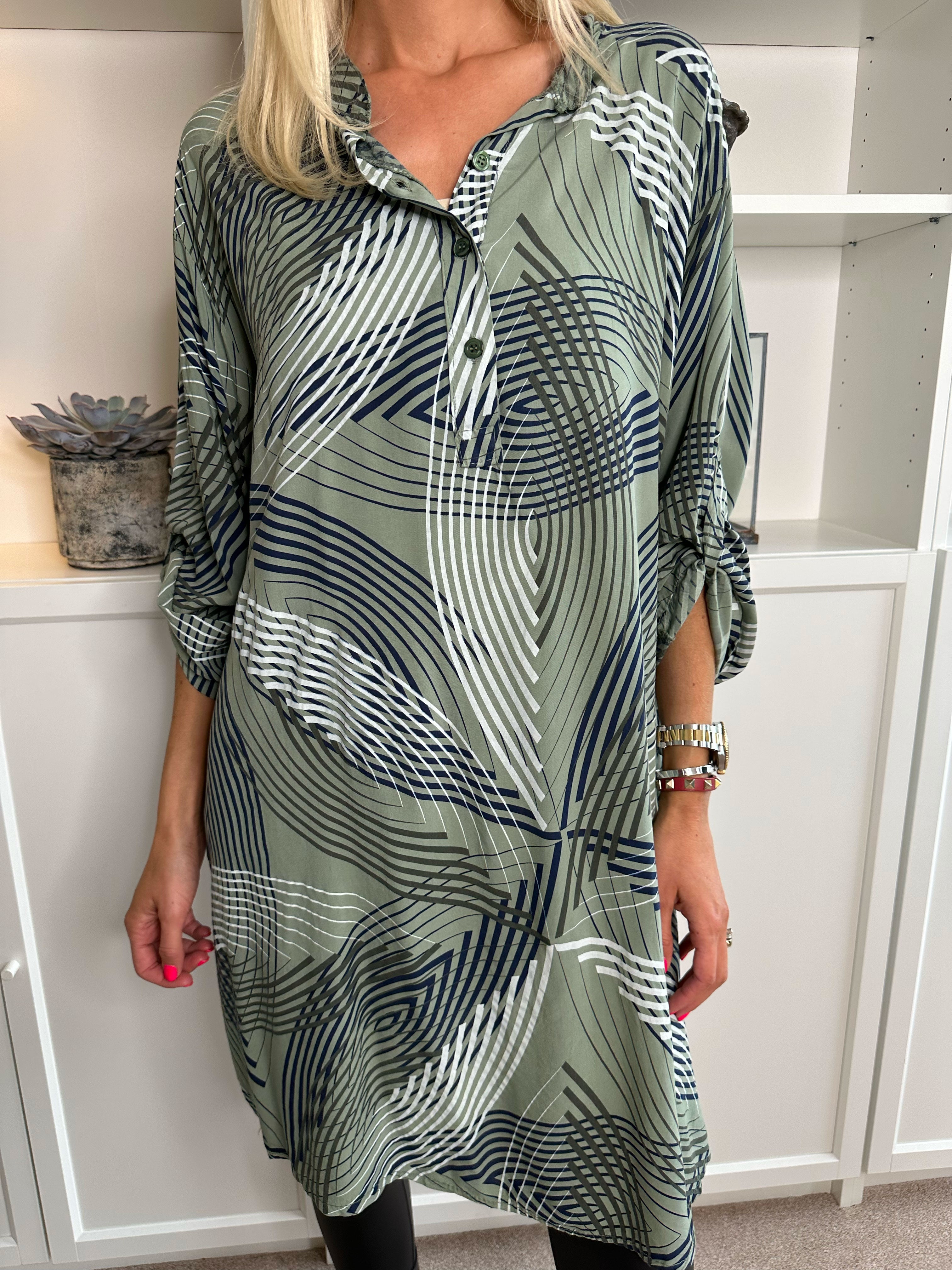 Isidora - Lång mönstrad tunikaklänning i viskos