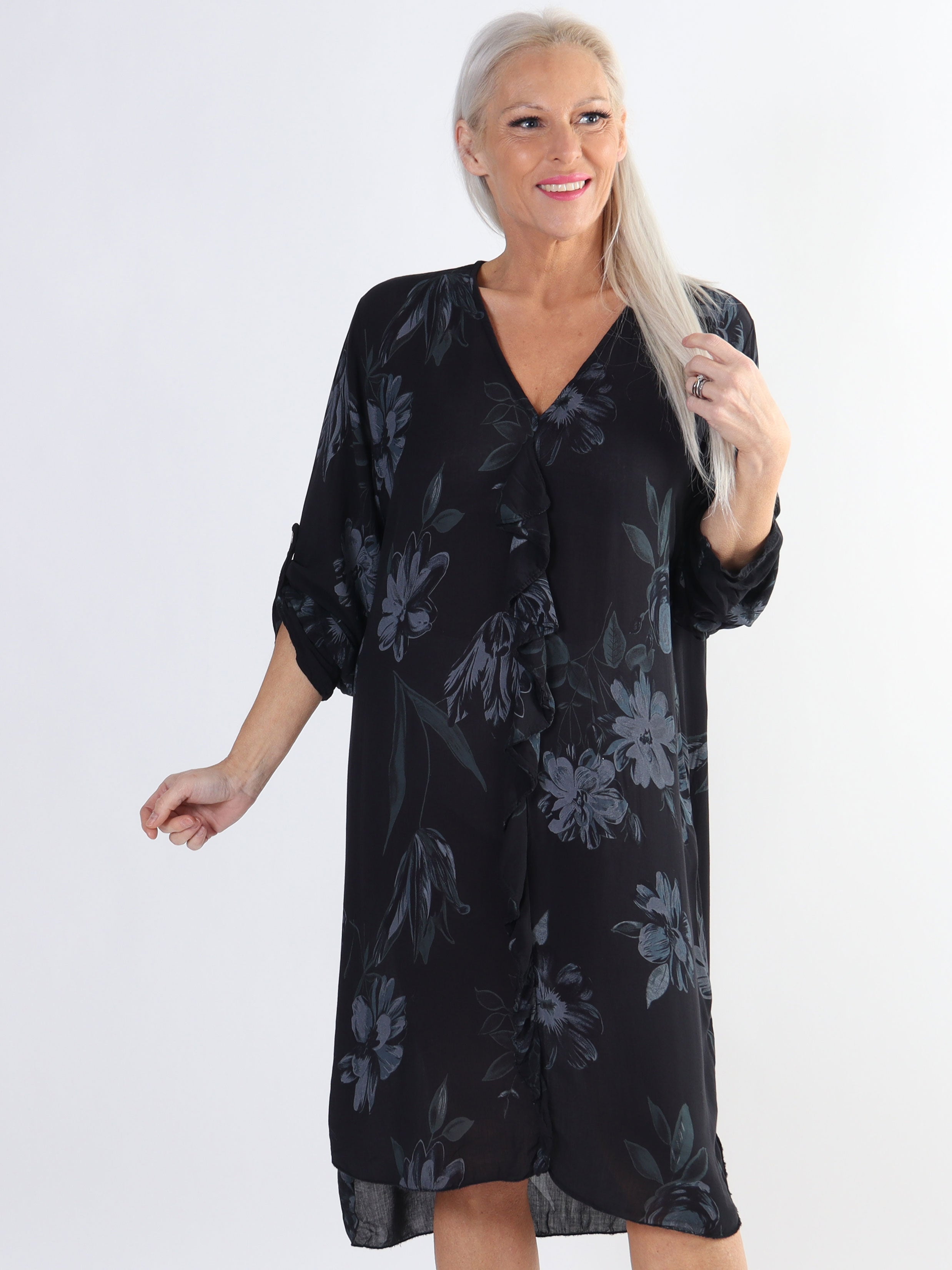 Jaana - Söt tunikaklänning i stora storlekar med volanger fram