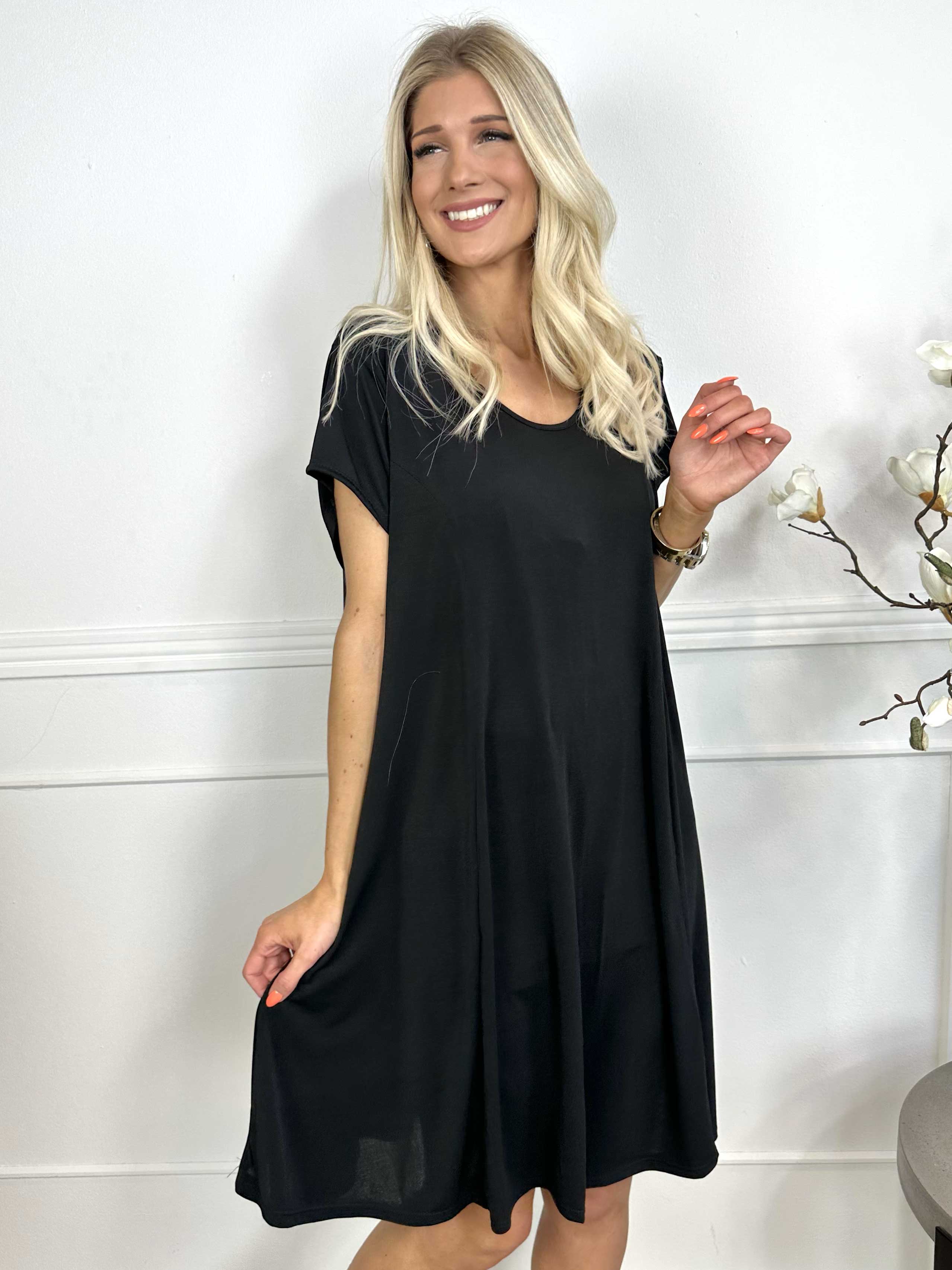 Janina - Solid klänning i mjukt stretchmaterial