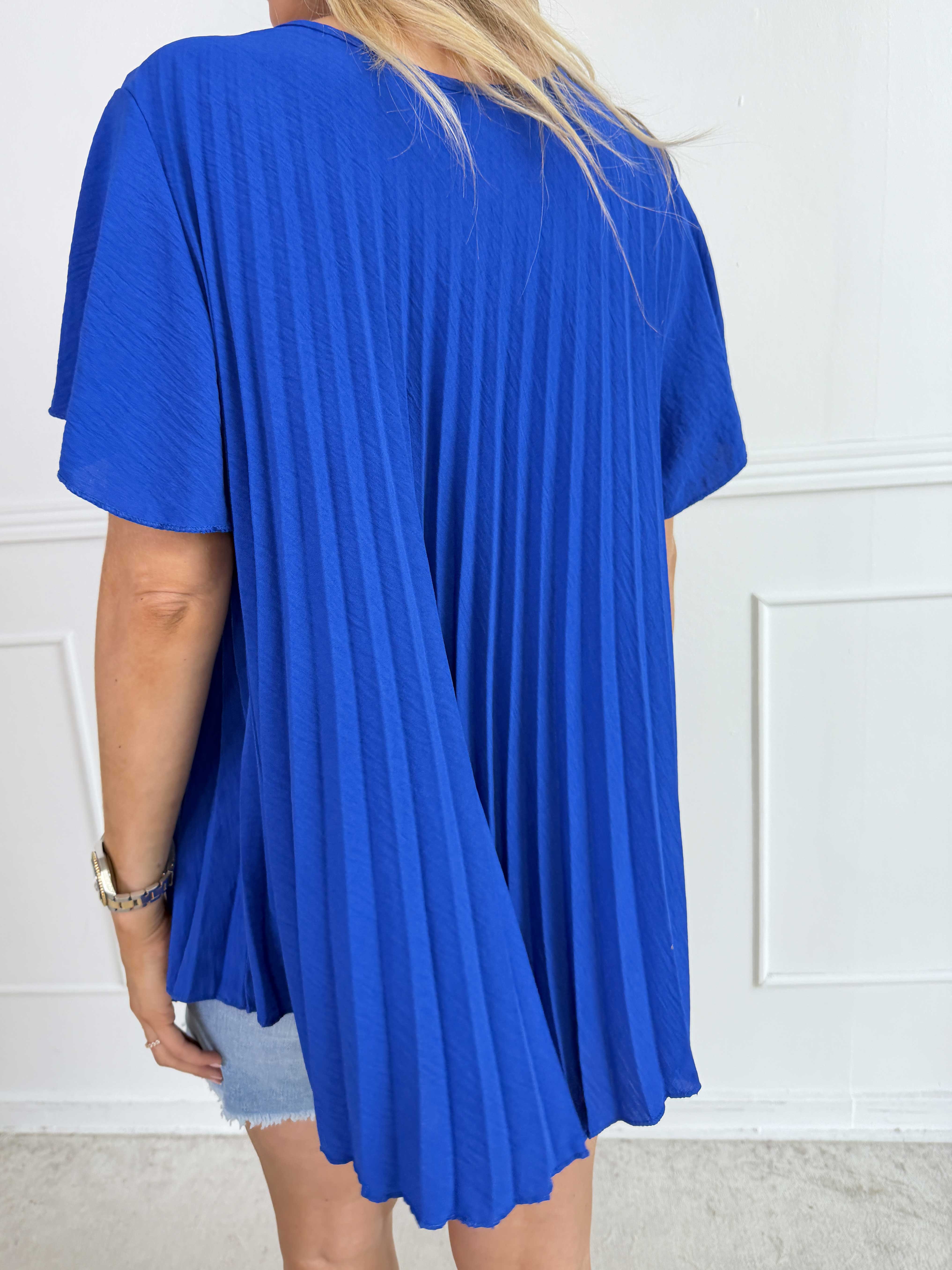 Juna - Lätt och luftig plisserad plus size T-shirt i viskosblandning