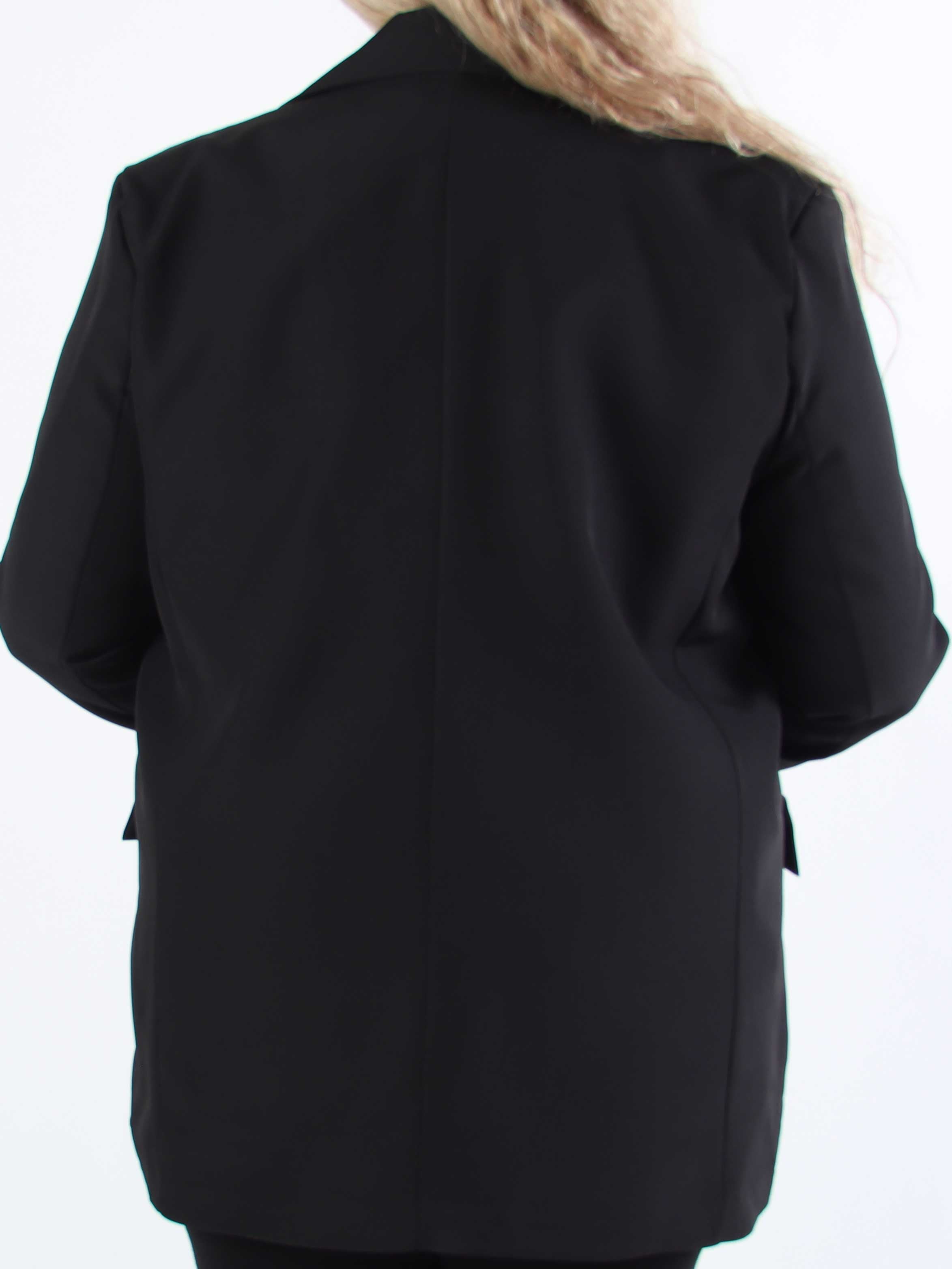 Kaisa - Färgglad och snygg kavaj med knappar