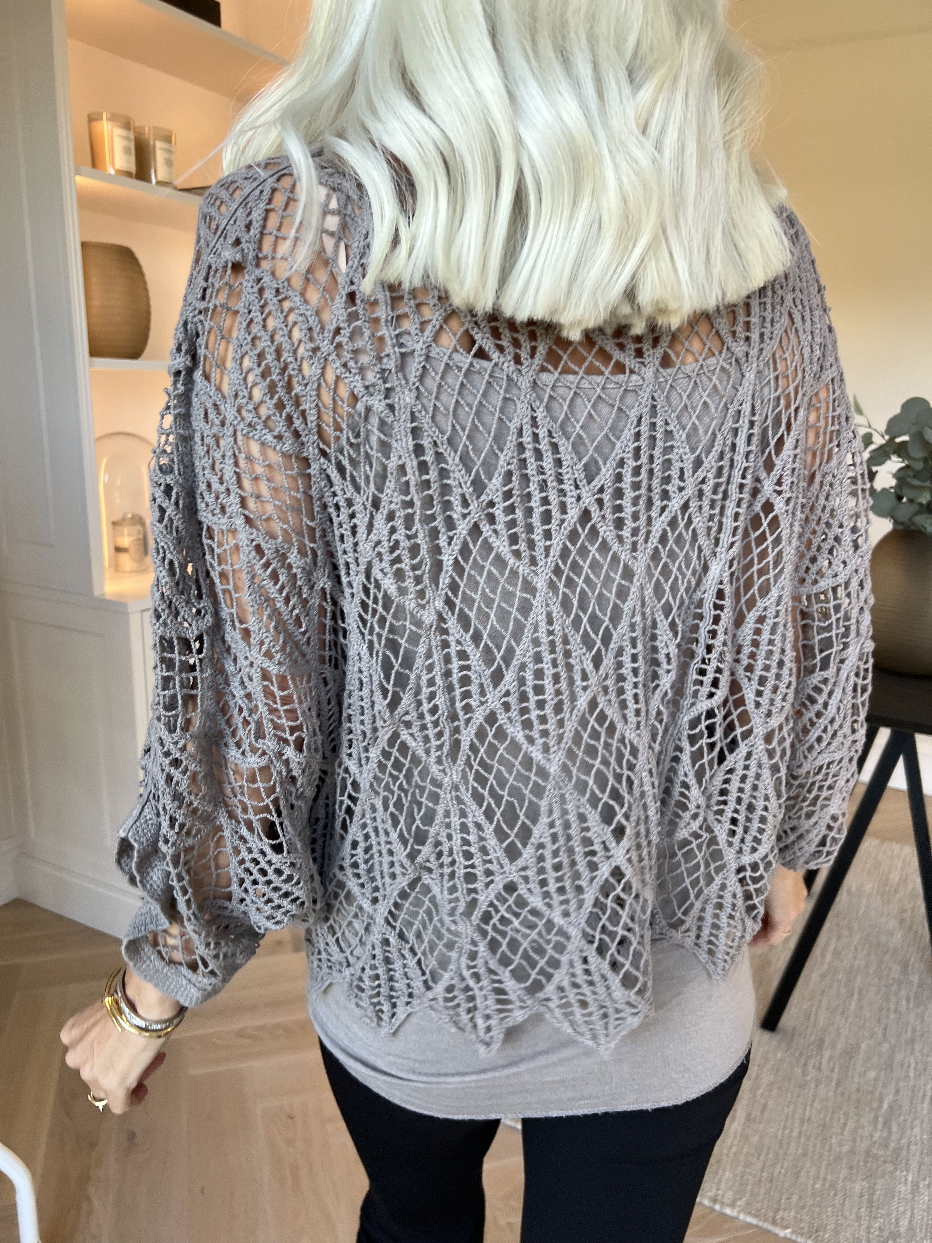 Kari - Virkad tunika med topp i bomull