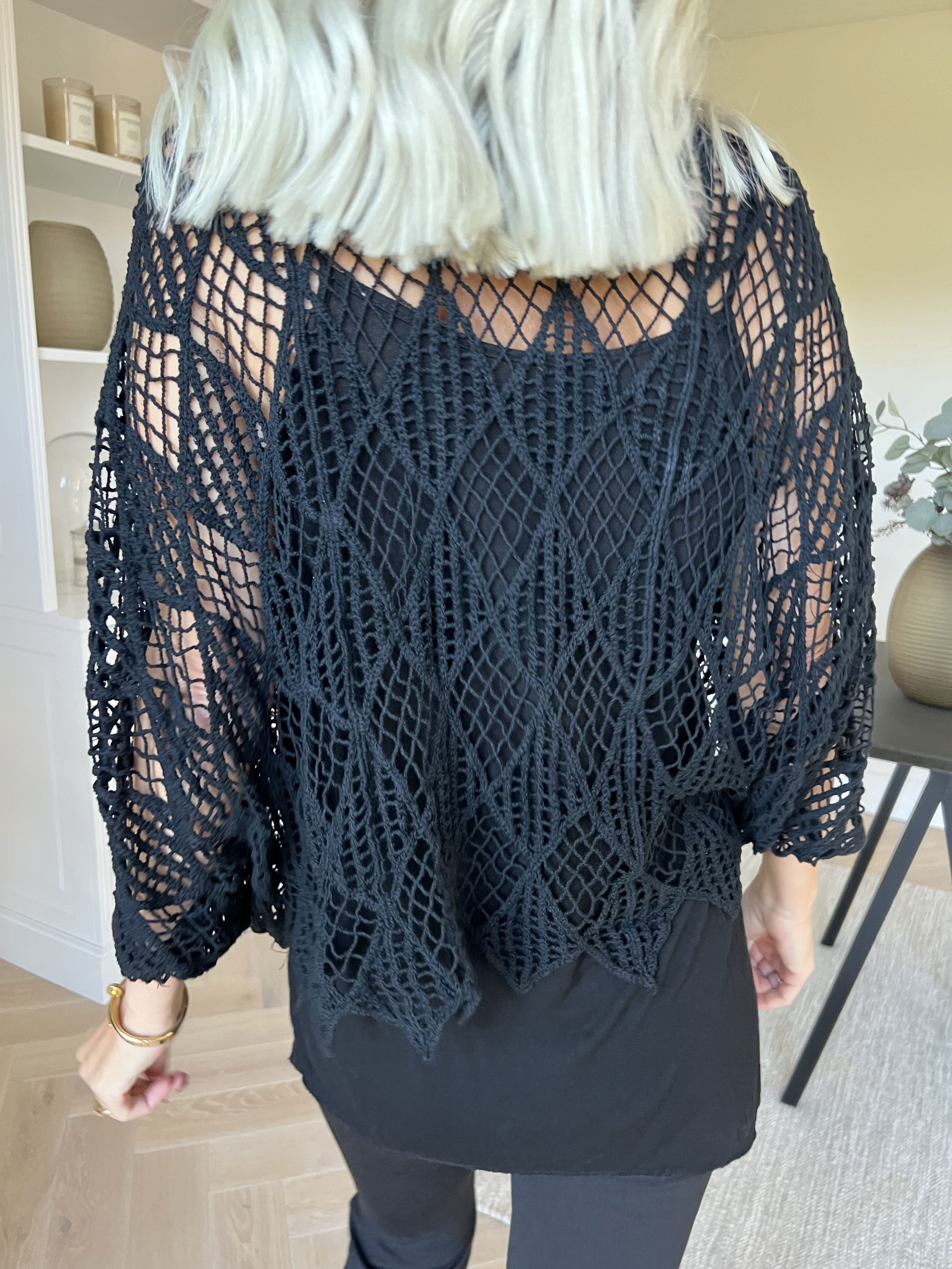 Kari - Virkad tunika med topp i bomull