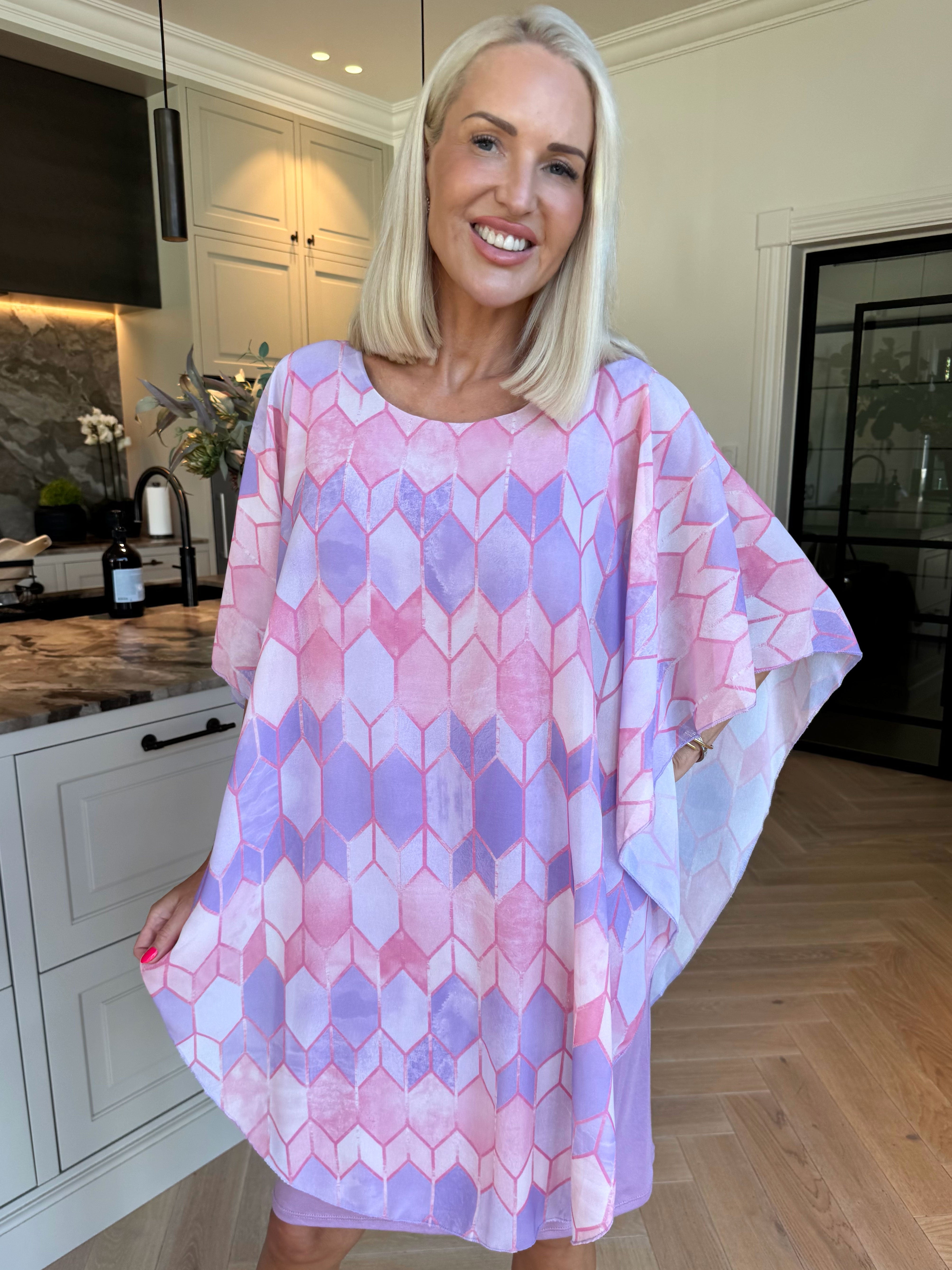 Kenya Pattern - Kjole med et let mønstret chiffonstykke