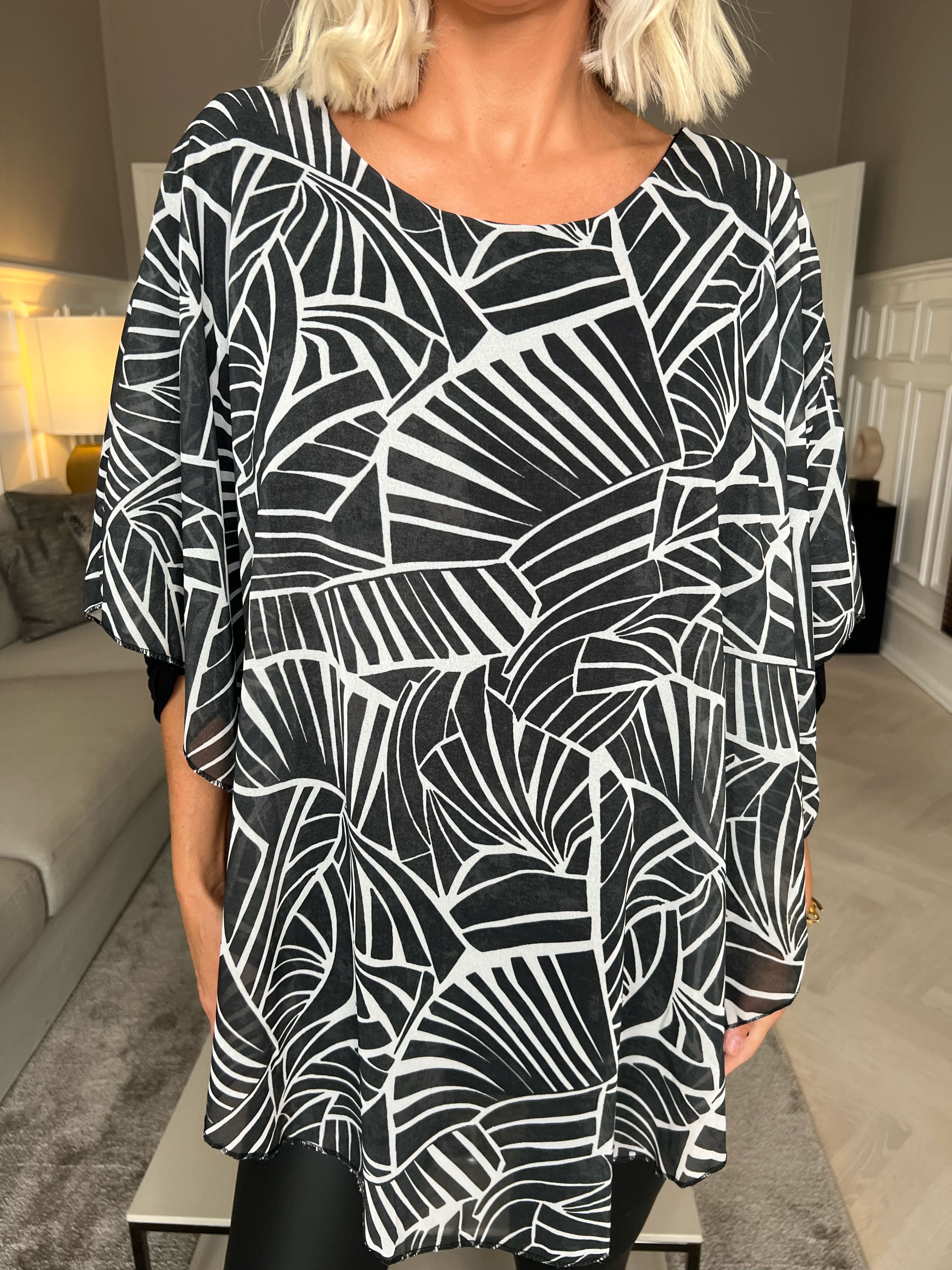 Kenya Pattern Shirt - Mönstrad tunika med chiffonglager