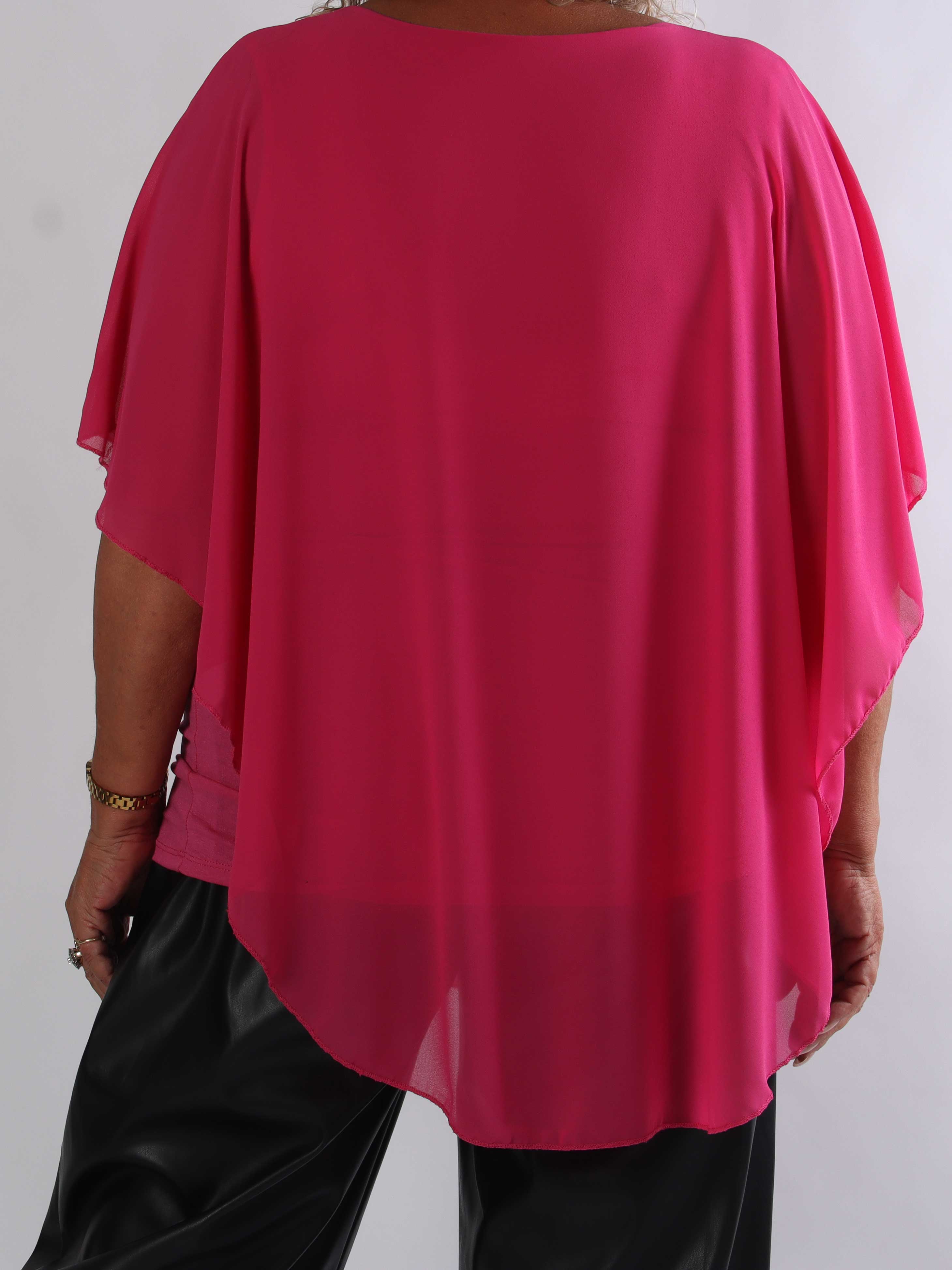 Kenya Shirt - Elegant plus size bluse med let chiffonlag og rund udskæring