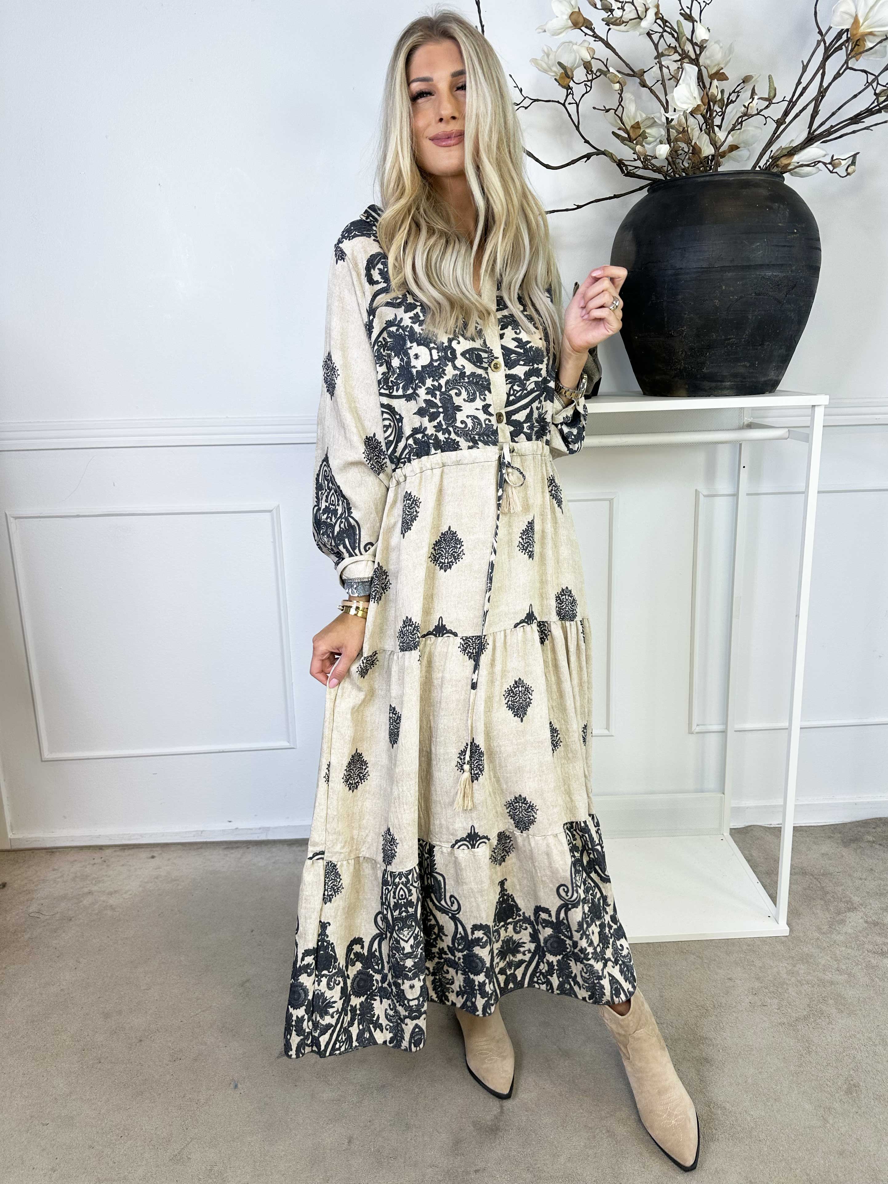 Kira - Lång bohemisk klänning med mönster