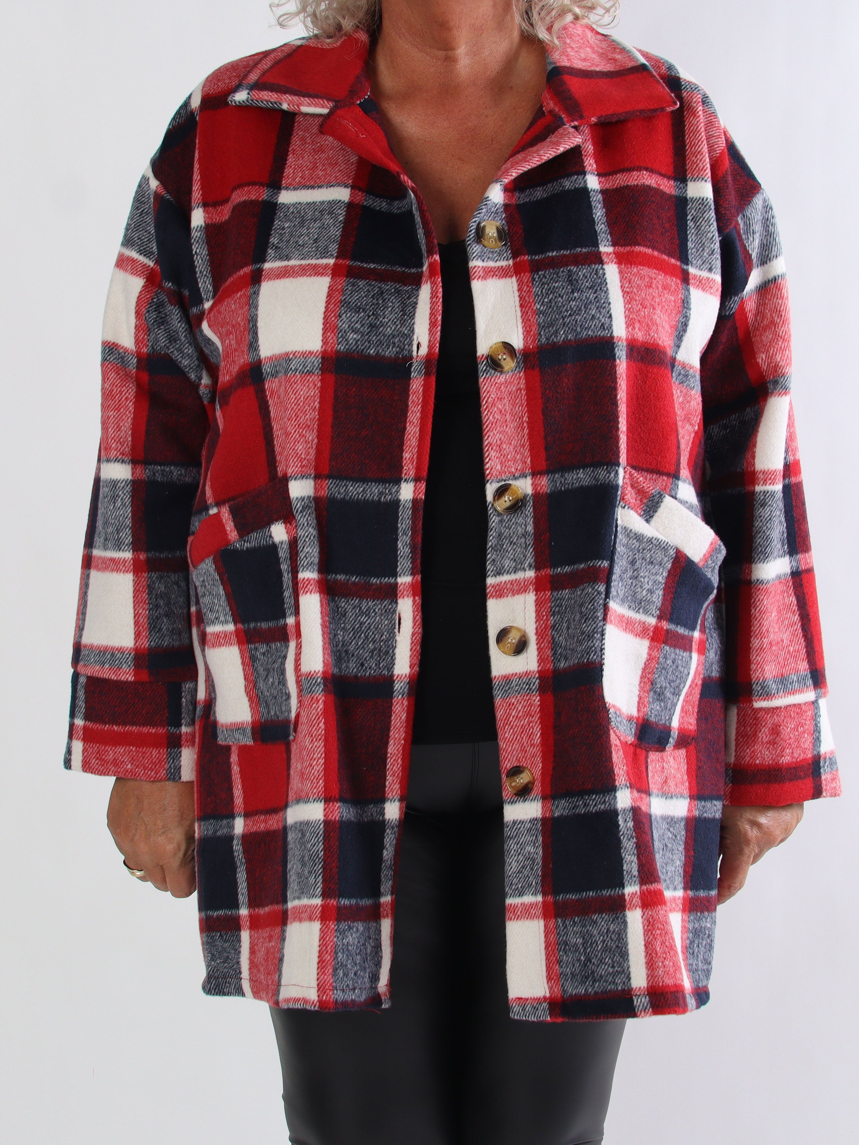 Lagos - Mjuk rutig plus size skjortjacka i viskos