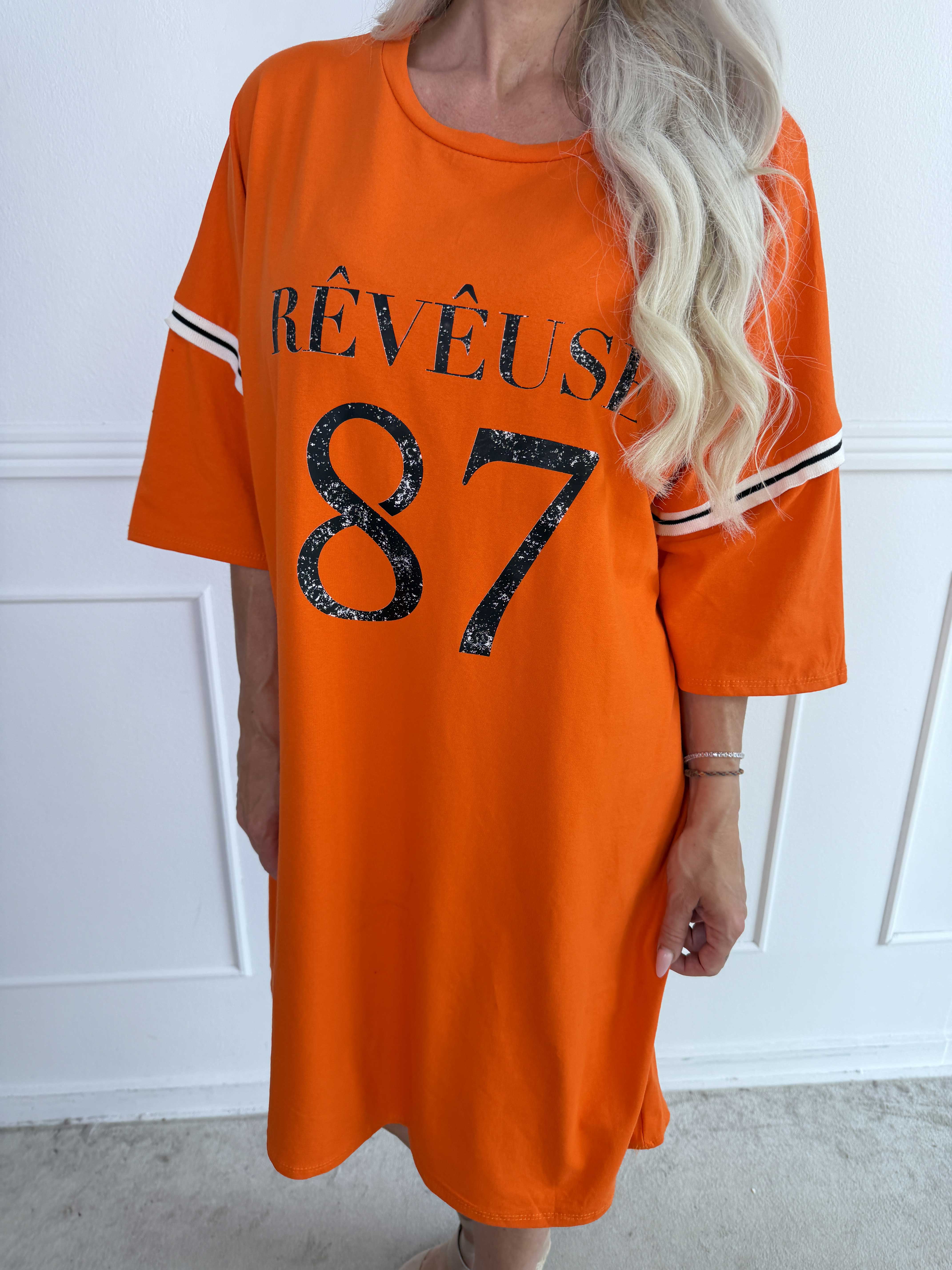 Lana - Plus size t-shirtklänning i mjuk bomull med snyggt 