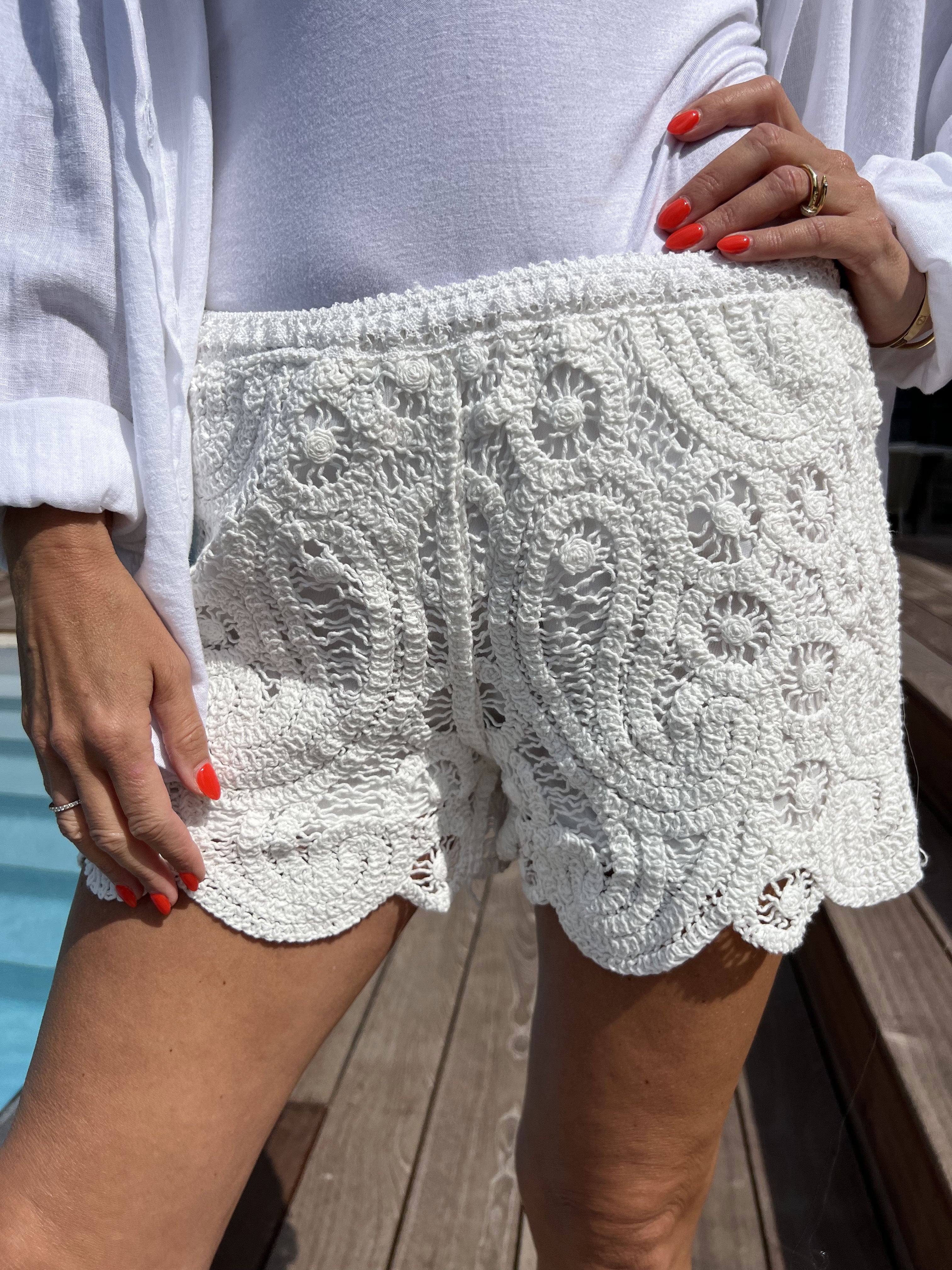 Lara - Söta broderade bohemiska shorts