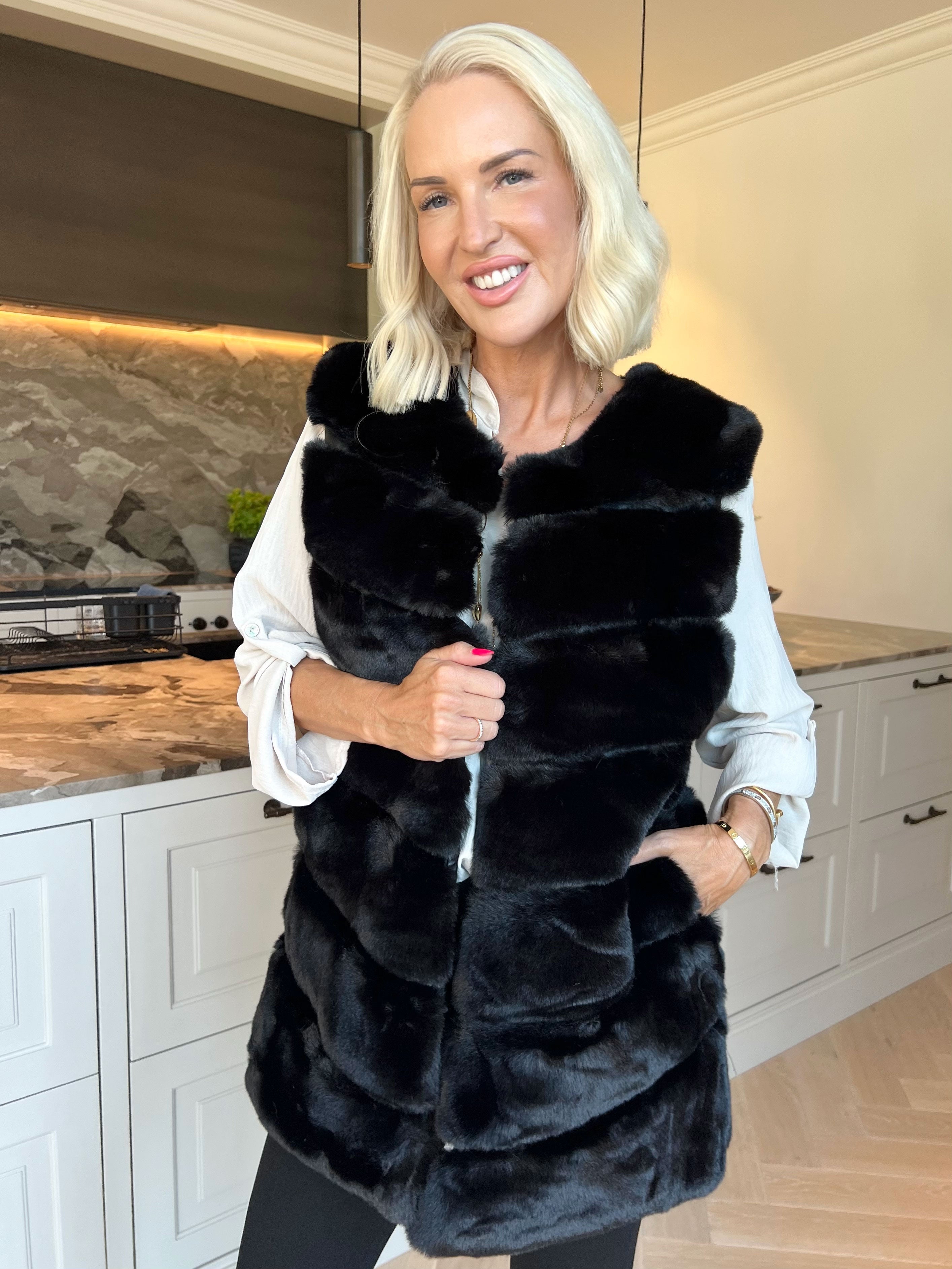 Lavinia - Blød og lækker faux fur-vest med et eksklusivt og elegant udtryk