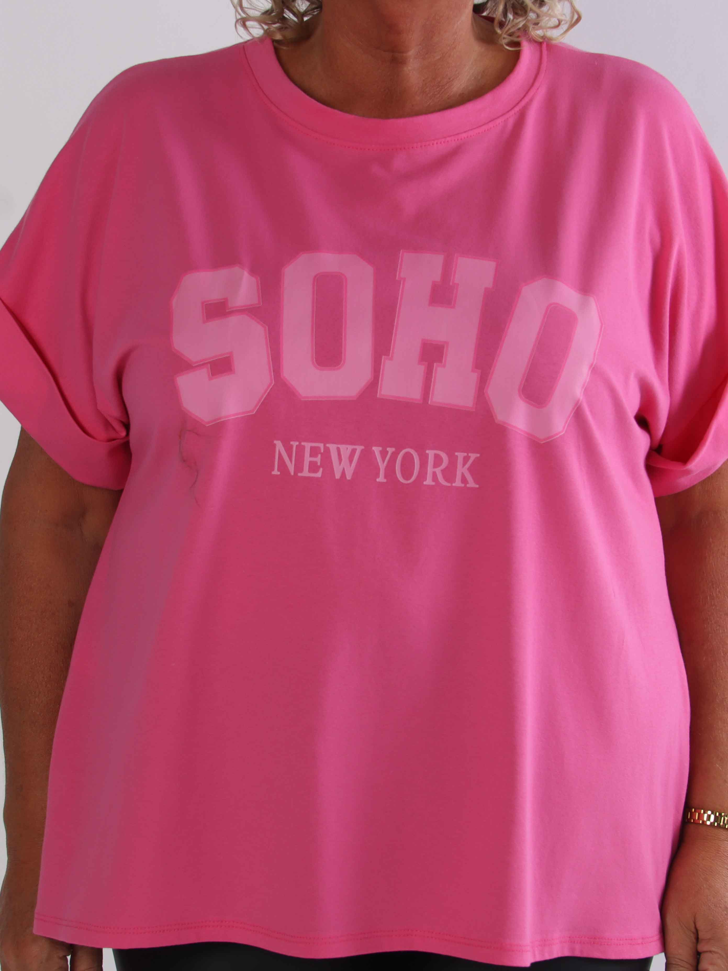 Leni - Plus size t-shirt med SOHO New York stående på brystet