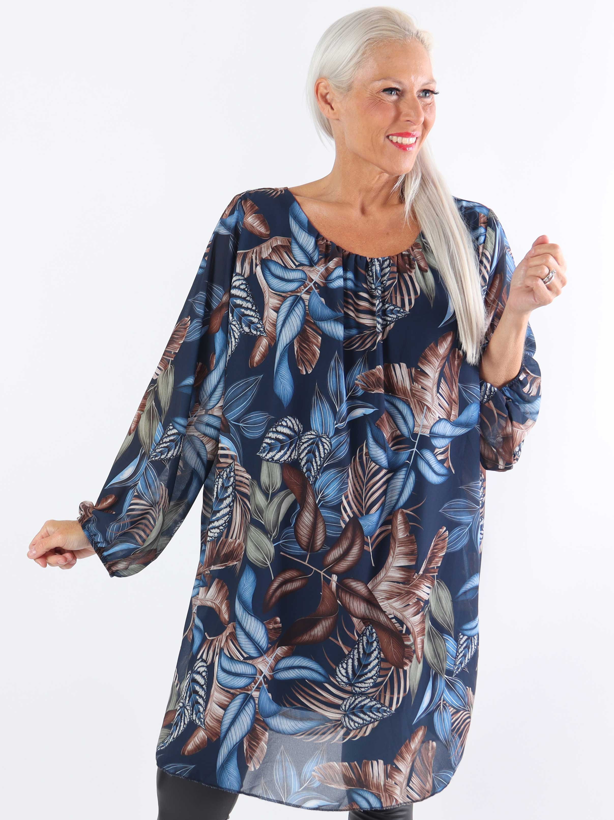 Lola - Söt tunikaklänning i plusstorlek med bladmönster