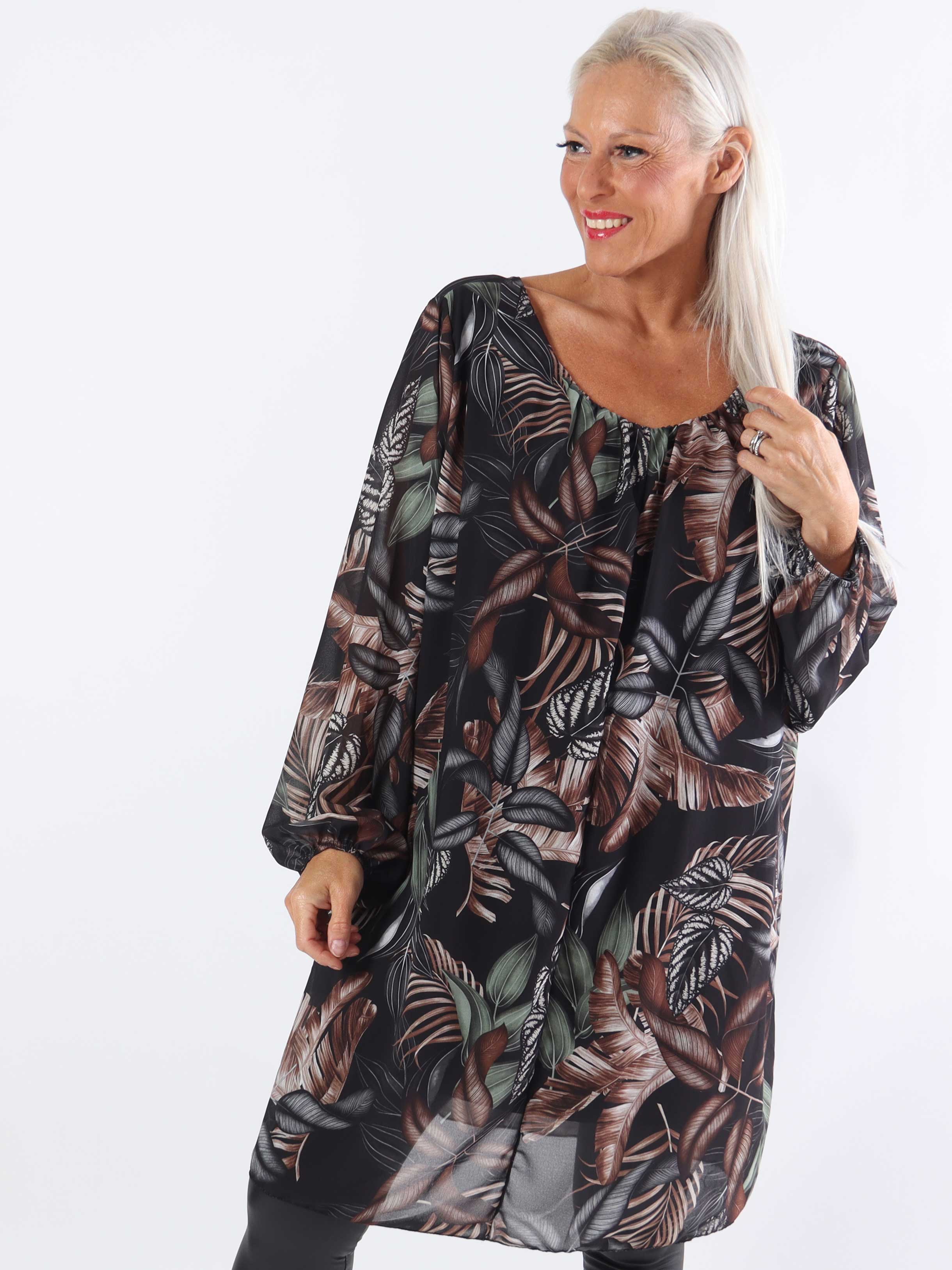 Lola - Söt tunikaklänning i plusstorlek med bladmönster