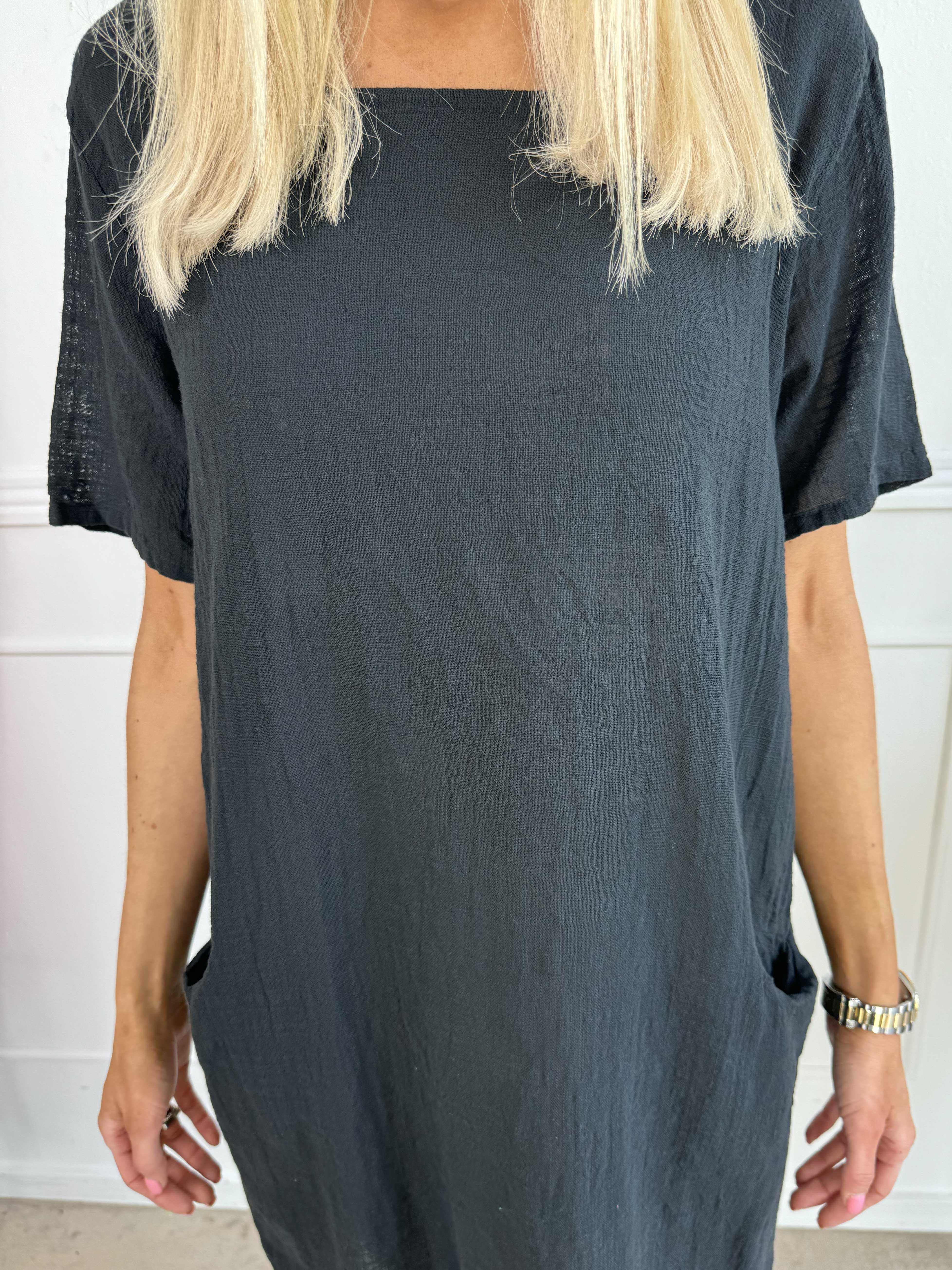 Louise plain - Söt bomullsklänning med fickor