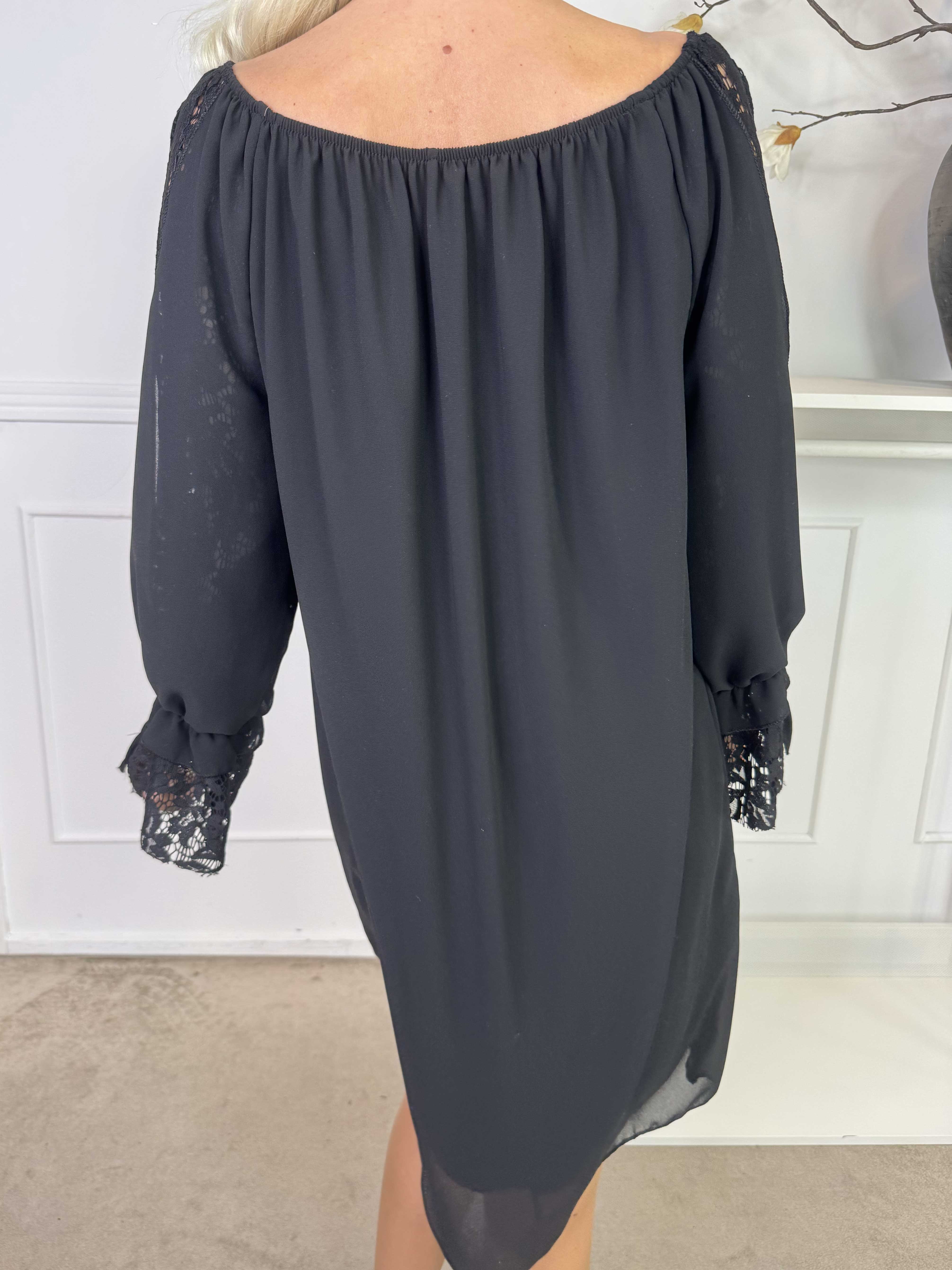 Lupita - Tunikaklänning med ärmar i spets