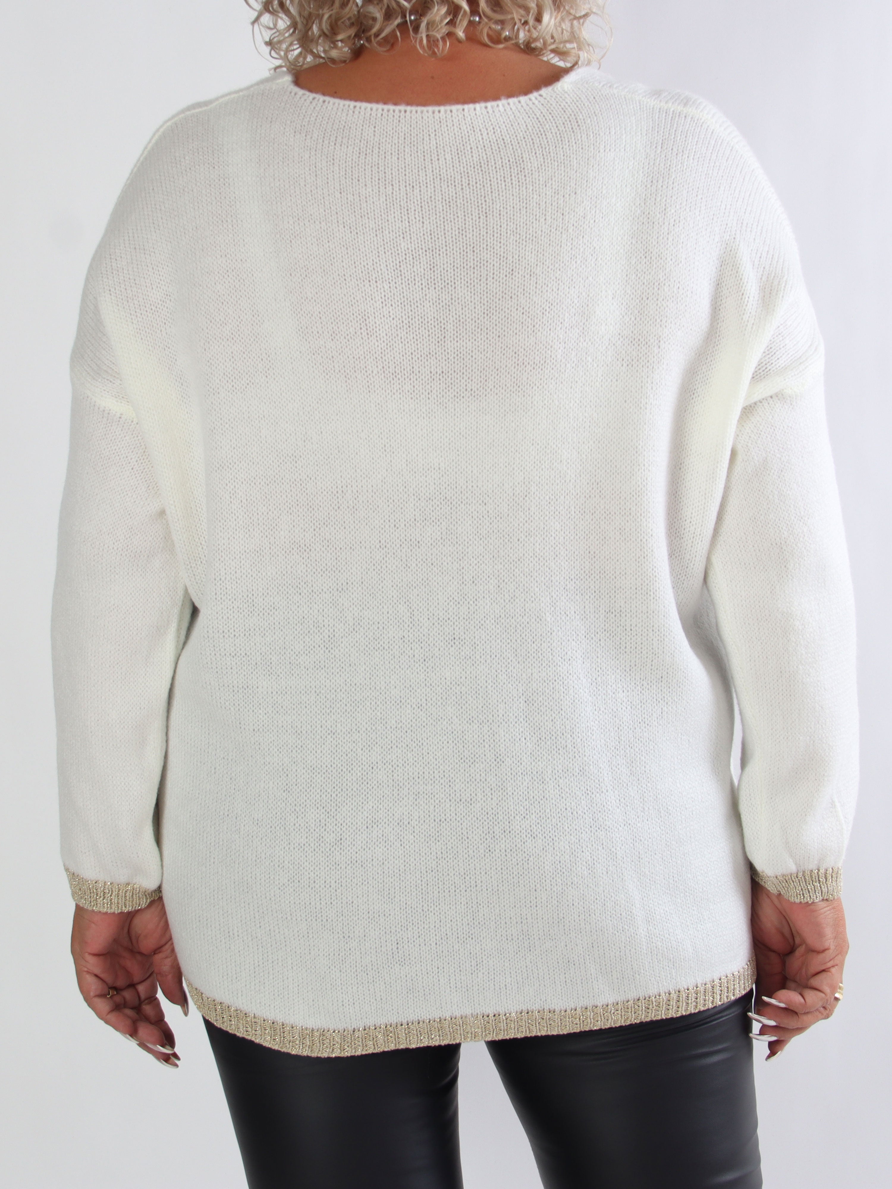 Lydia - Stickad plus size tröja med hjärtan i guldfärgad glittertråd