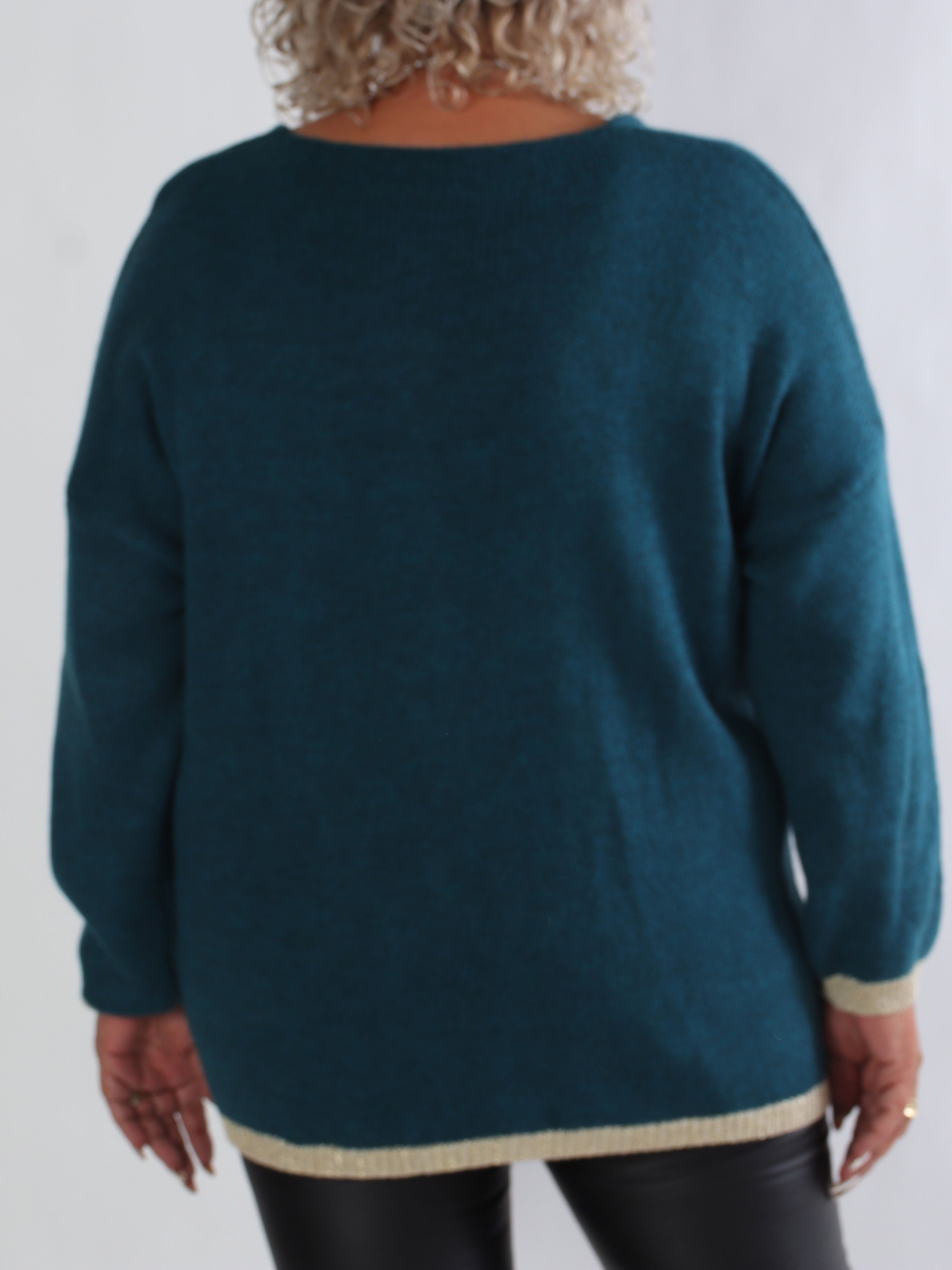 Lydia - Stickad plus size tröja med hjärtan i guldfärgad glittertråd