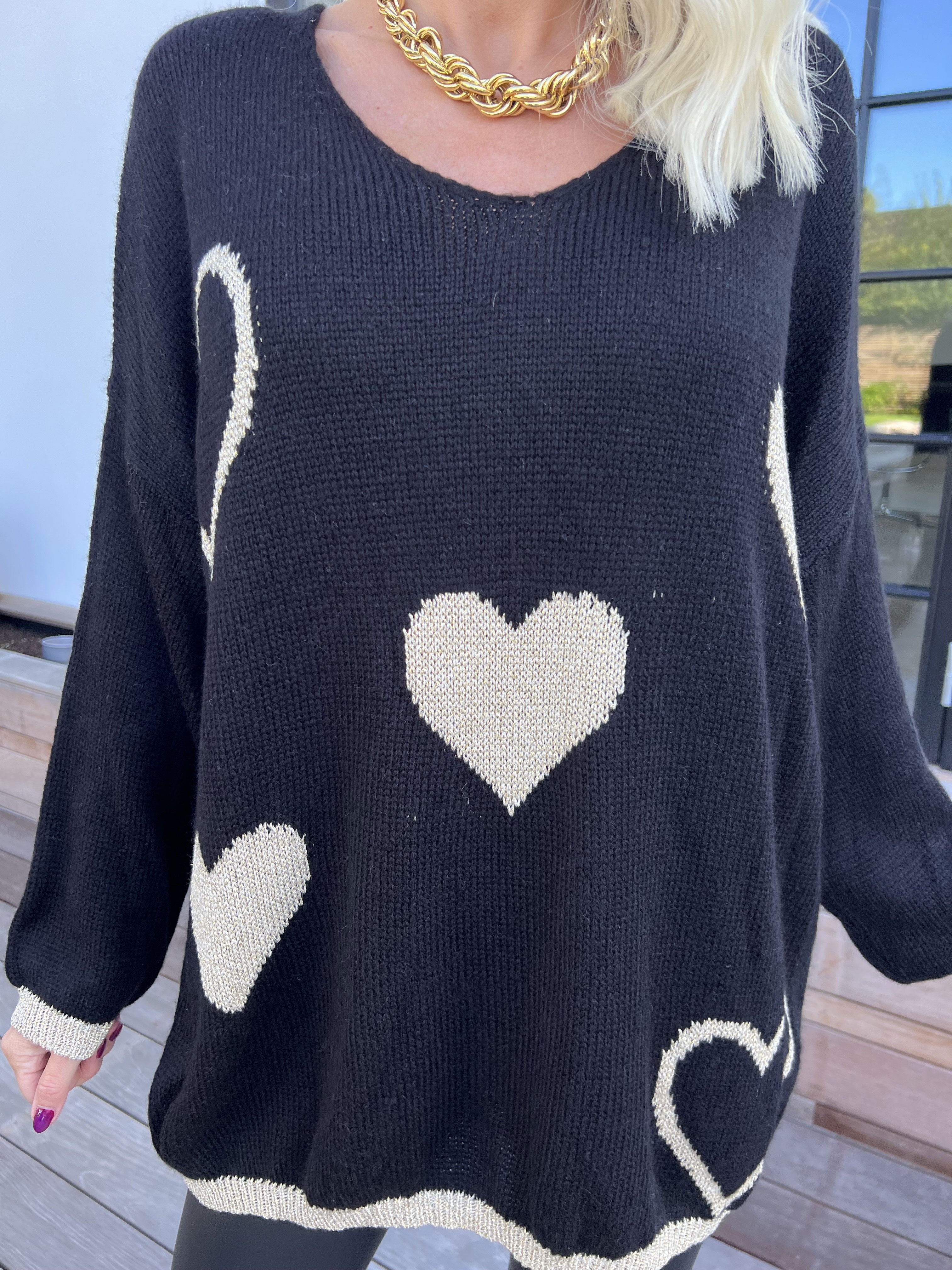 Lydia - Stickad tröja med hjärtan i guldfärgad glittertråd