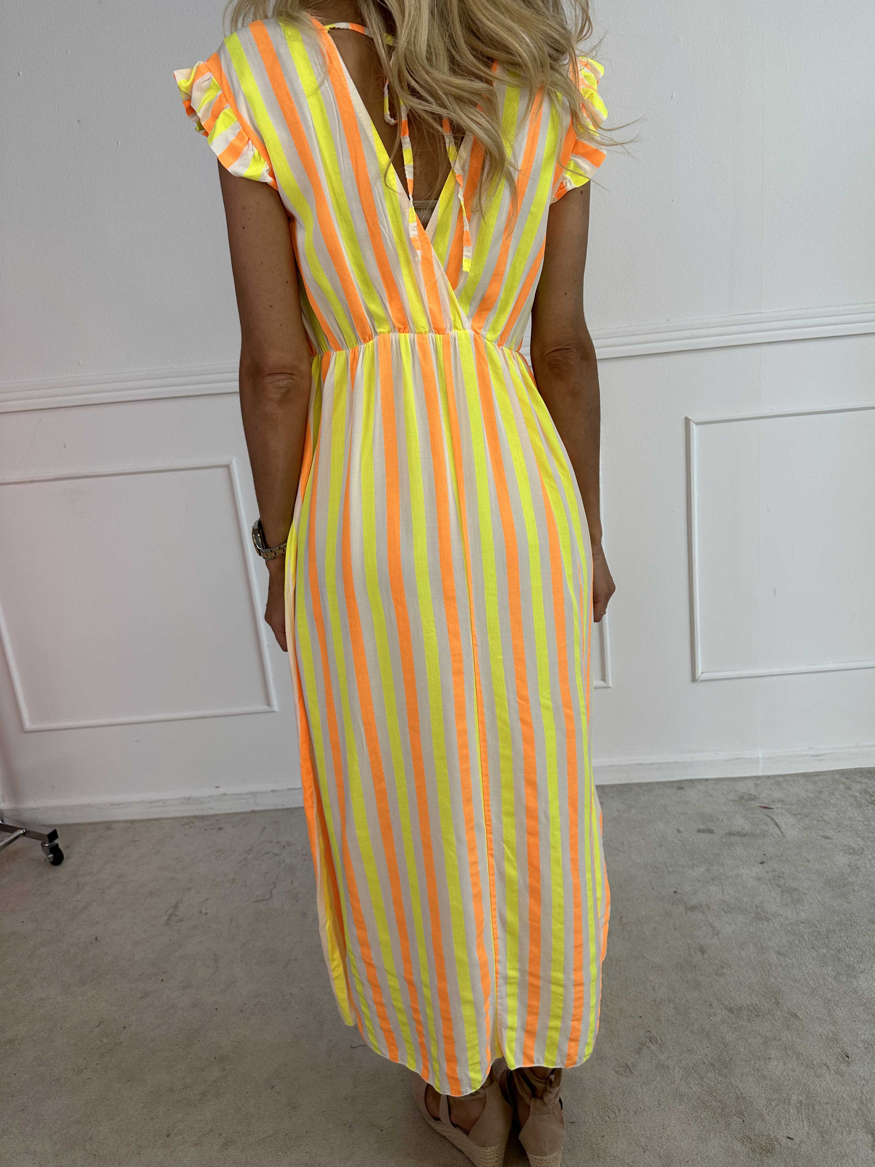 Lyssa - Lång randig klänning i viskos med färgade ränder