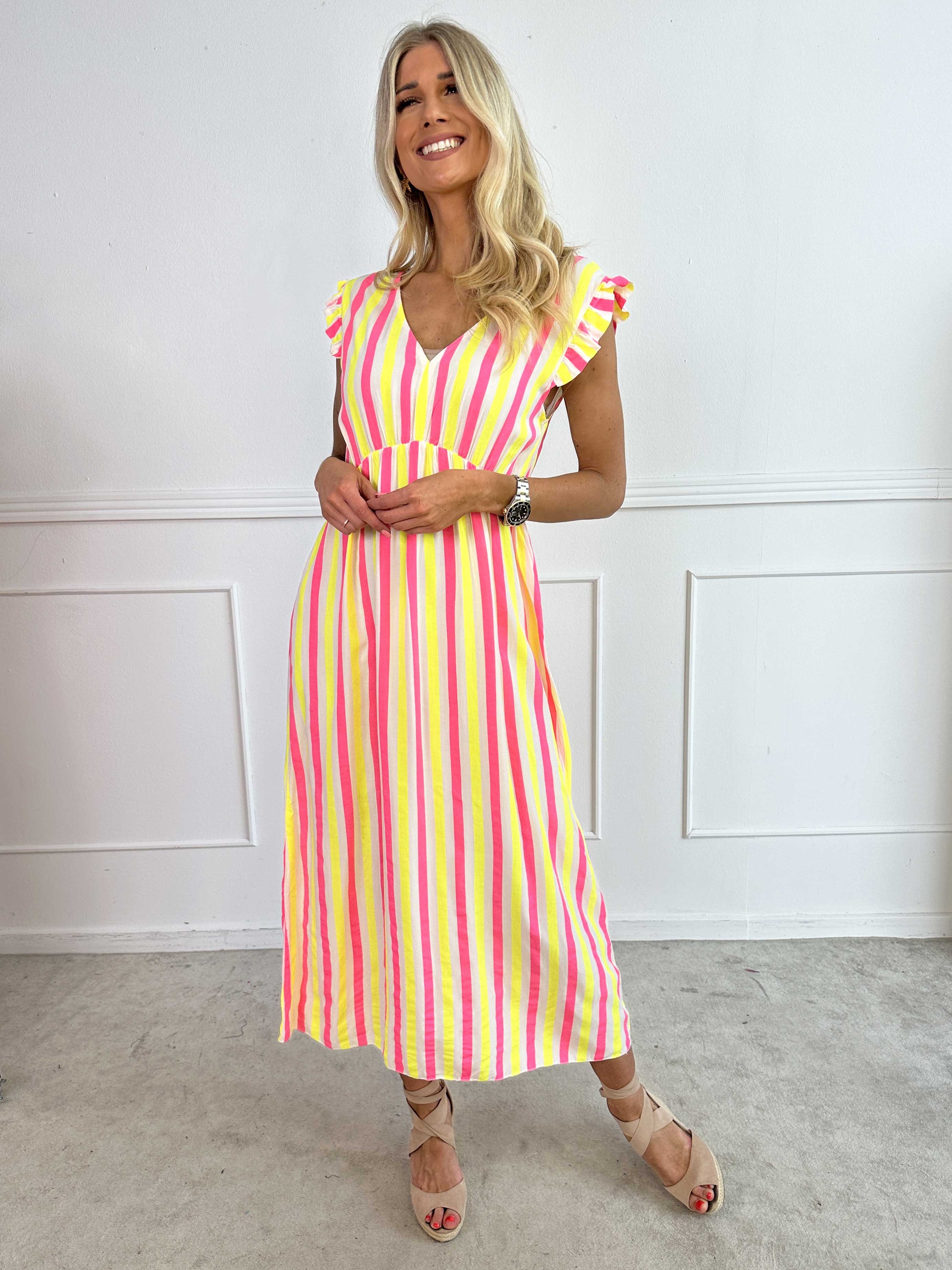 Lyssa - Lång randig klänning i viskos med färgade ränder