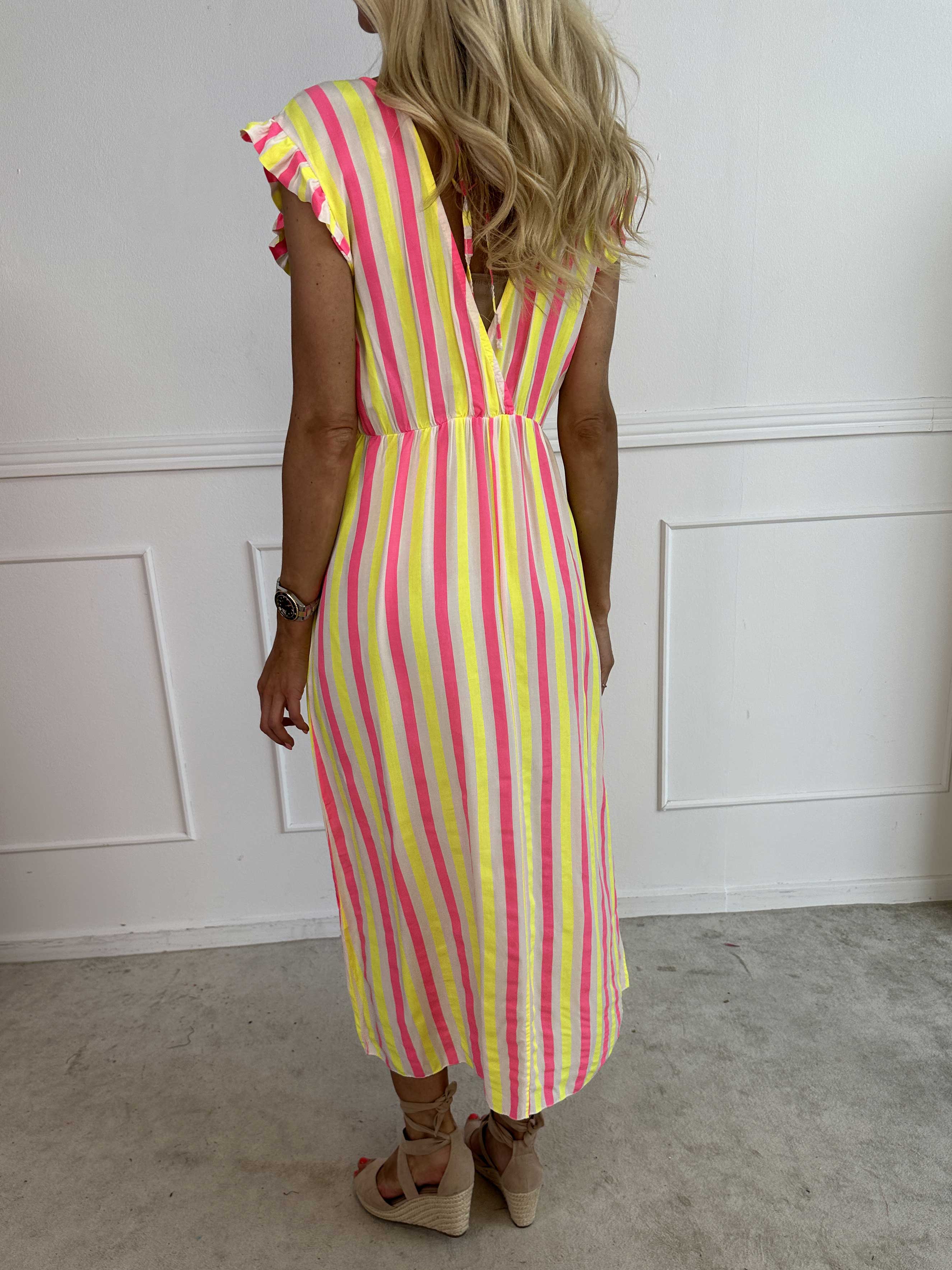 Lyssa - Lång randig klänning i viskos med färgade ränder