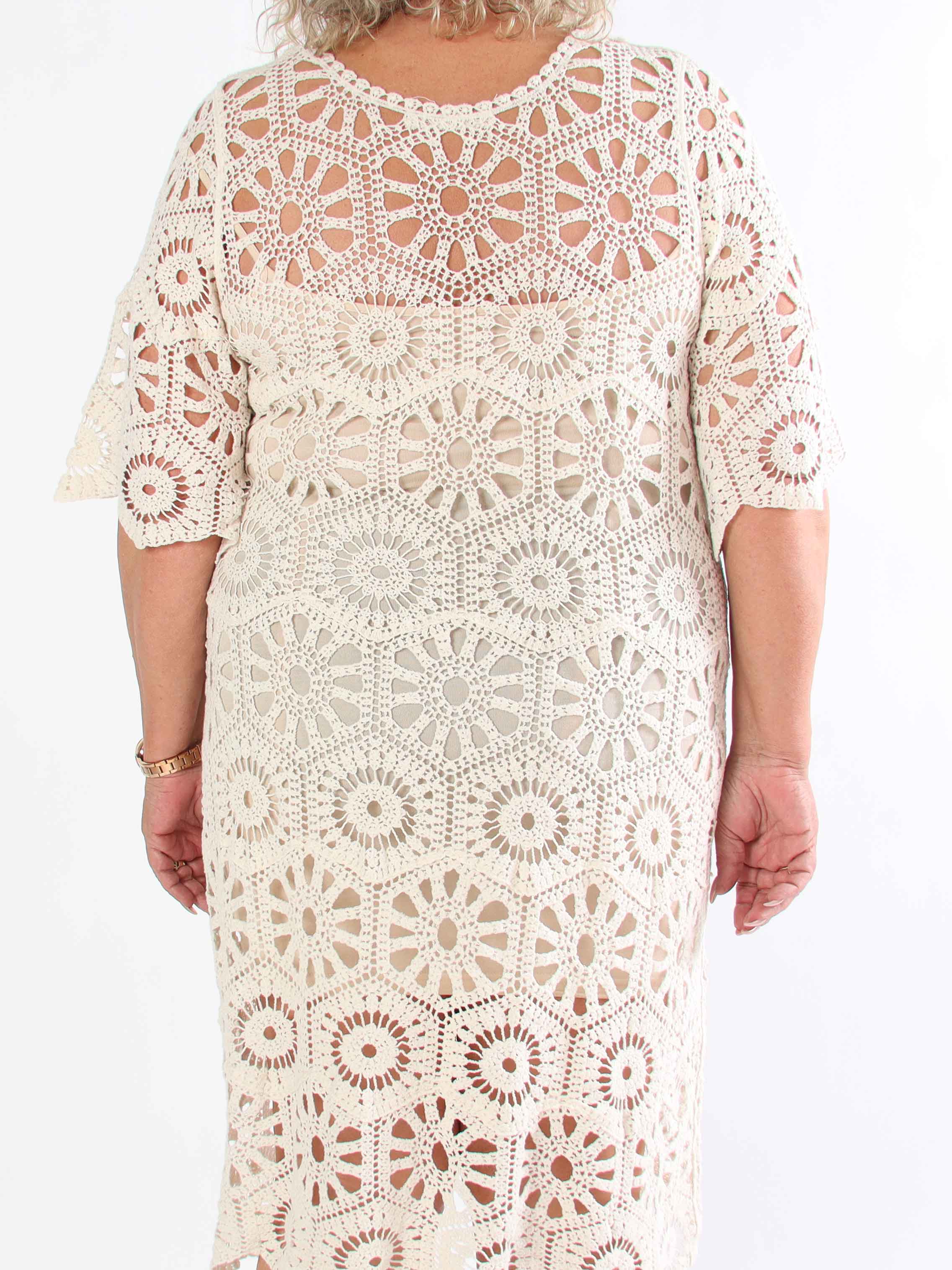 Mabel - Söt plus size virkad klänning i bomull