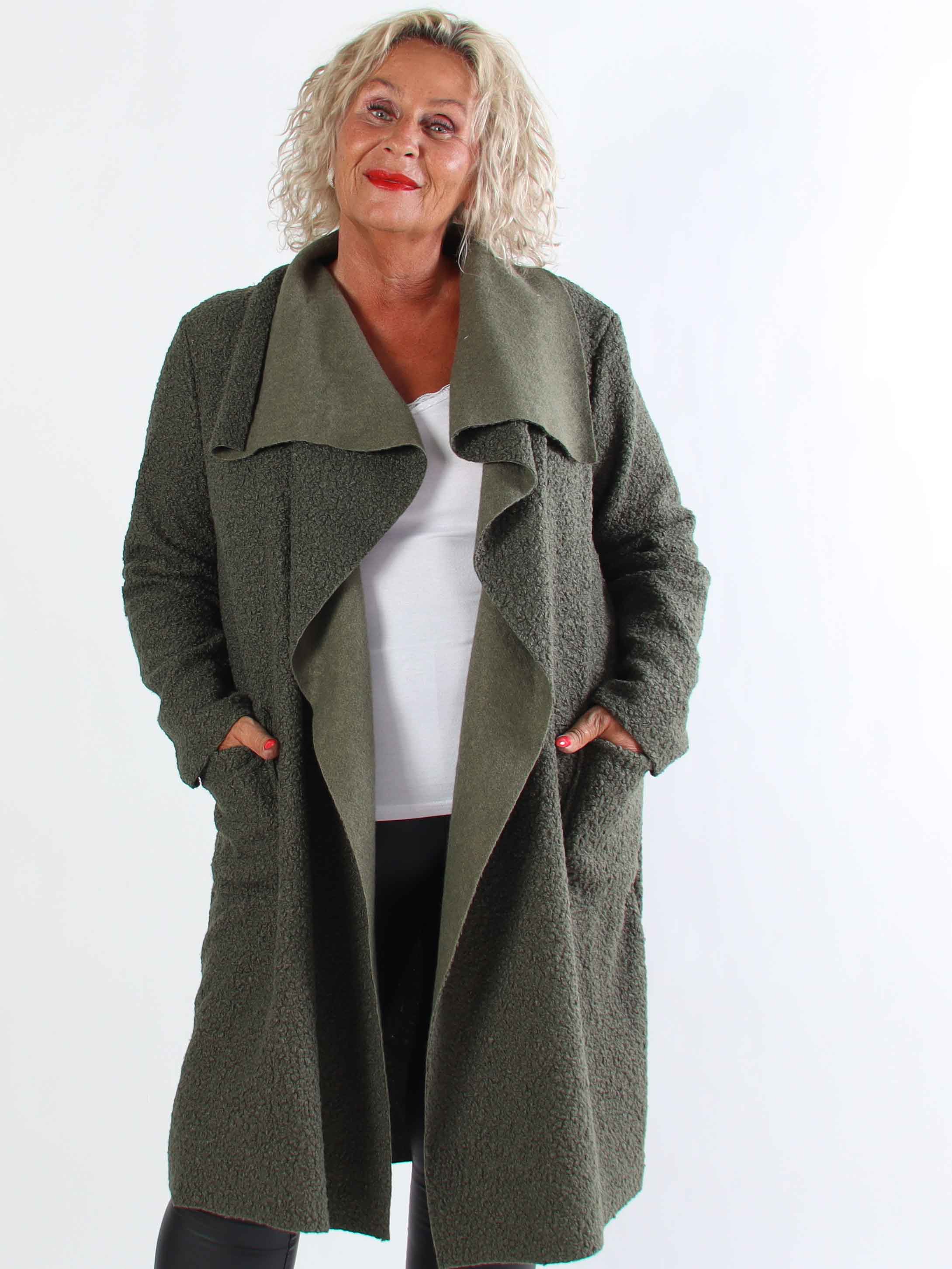 Malfrid - Plus size kappa i mjuk teddy med shiny stjärnor