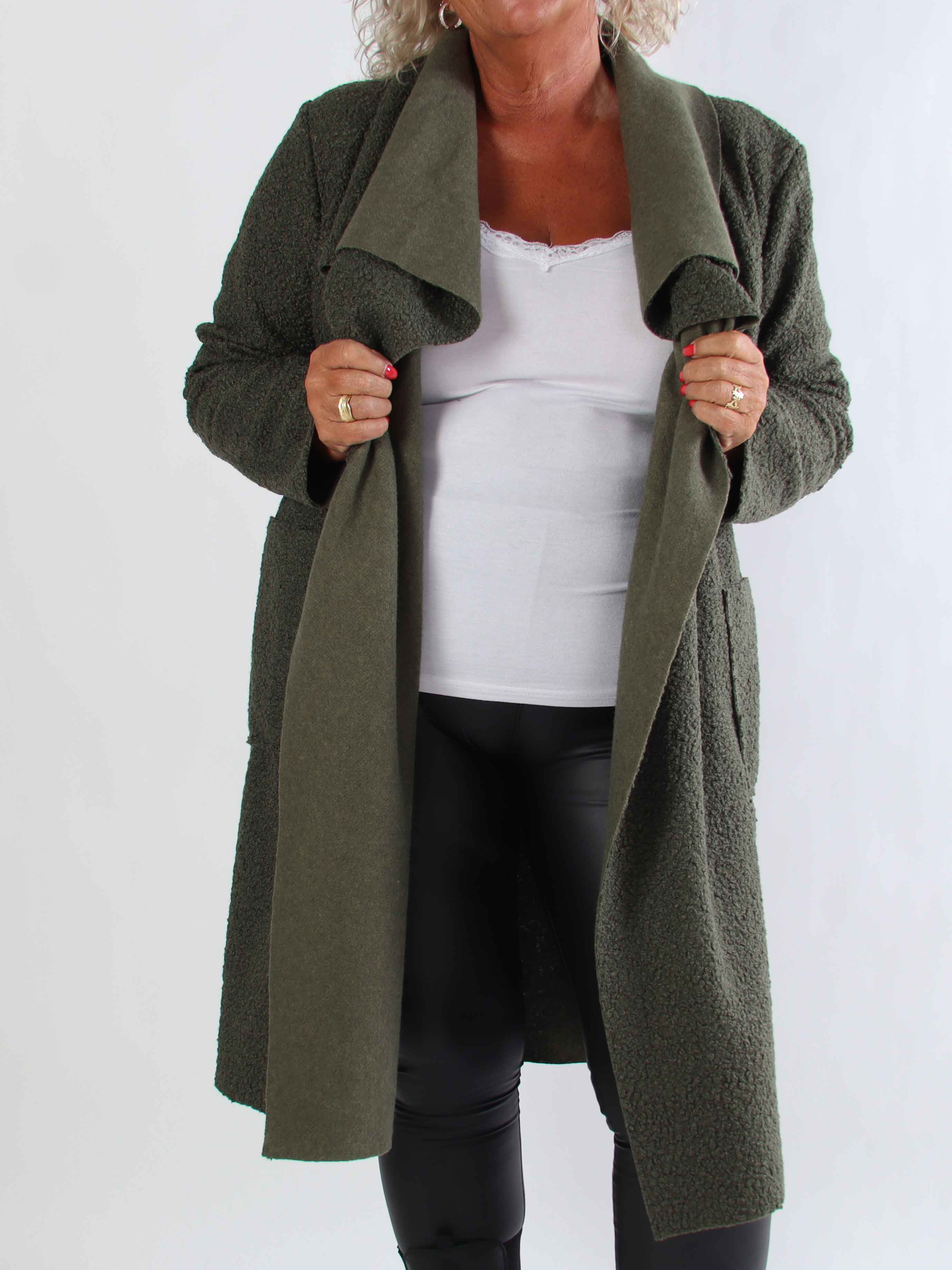 Malfrid - Plus size kappa i mjuk teddy med shiny stjärnor