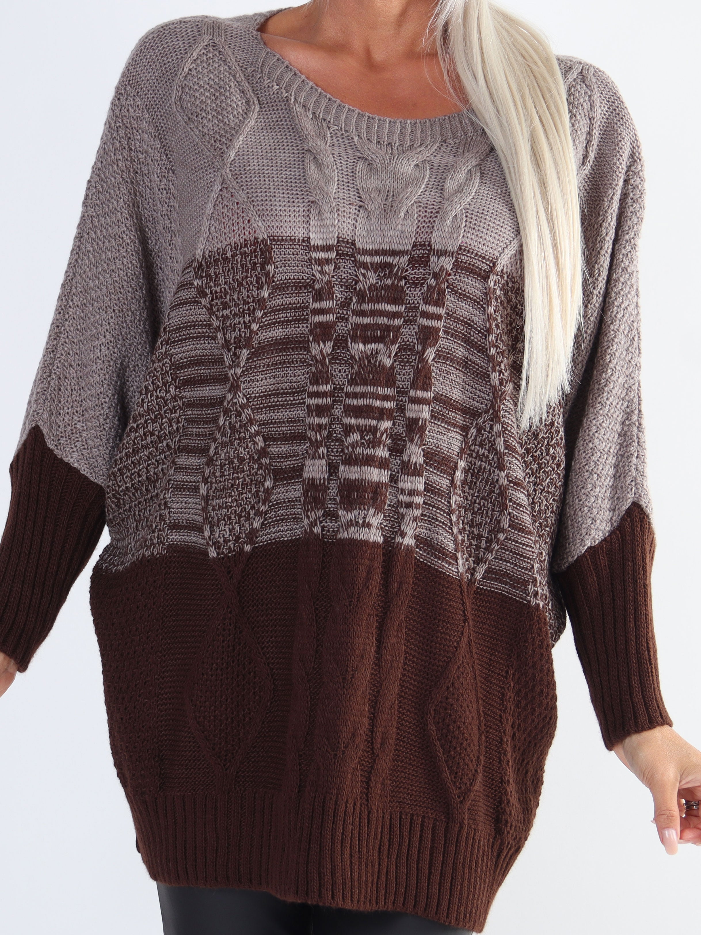 Malika - Flerfärgad plus size stickad tröja med fladdermusärmar