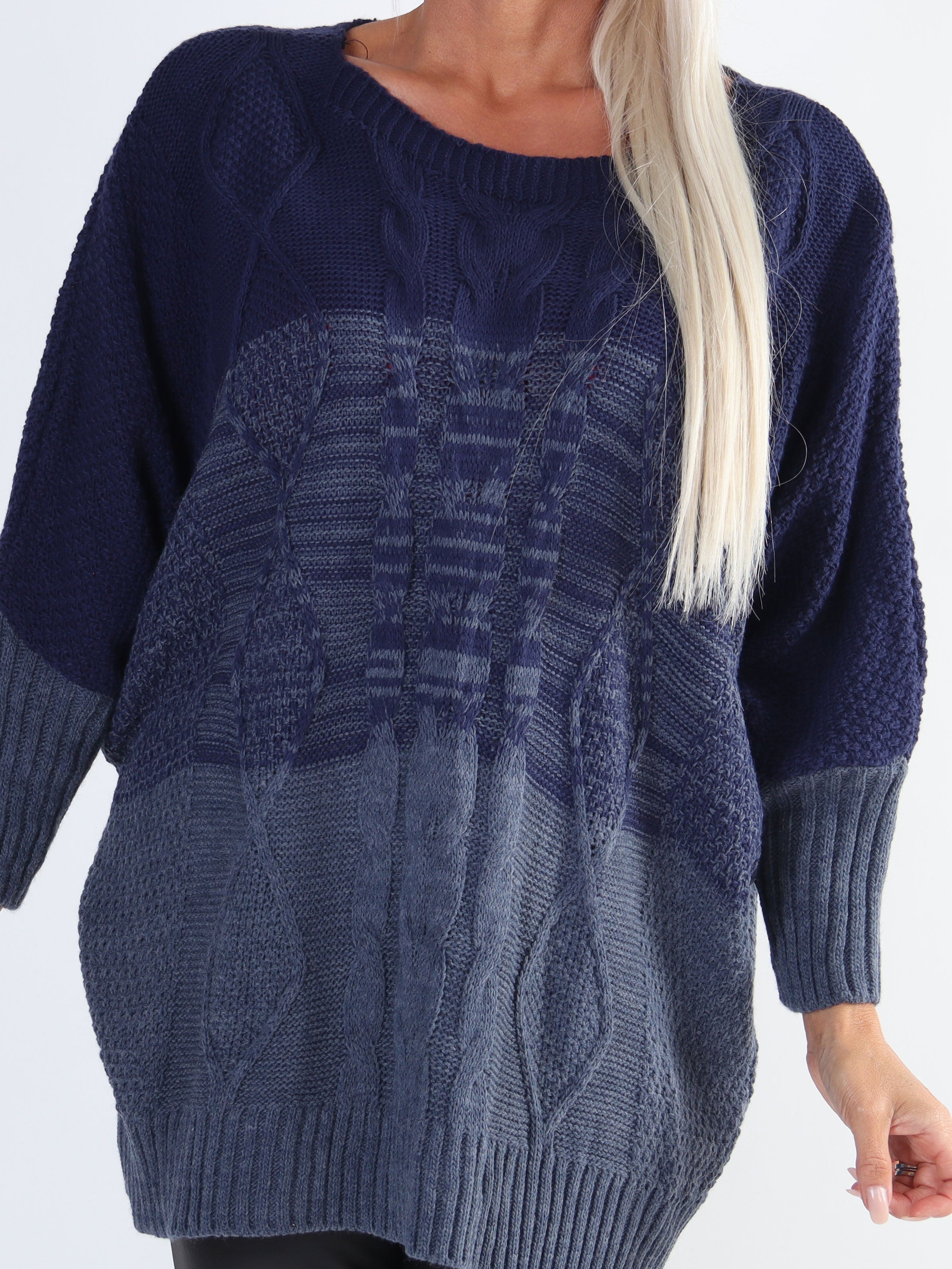 Malika - Flerfärgad plus size stickad tröja med fladdermusärmar