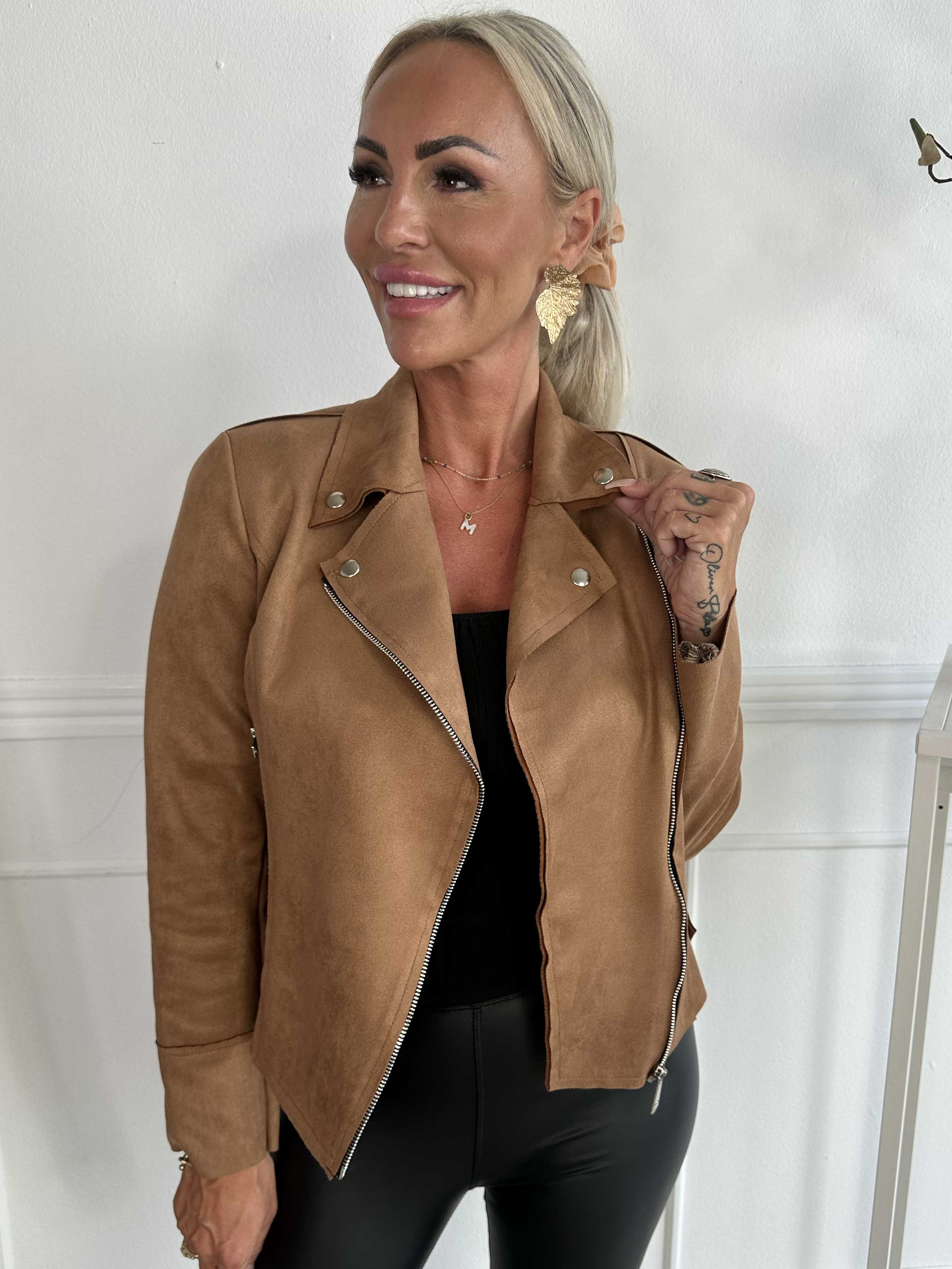 Marina - Mjuk jacka i mockalook