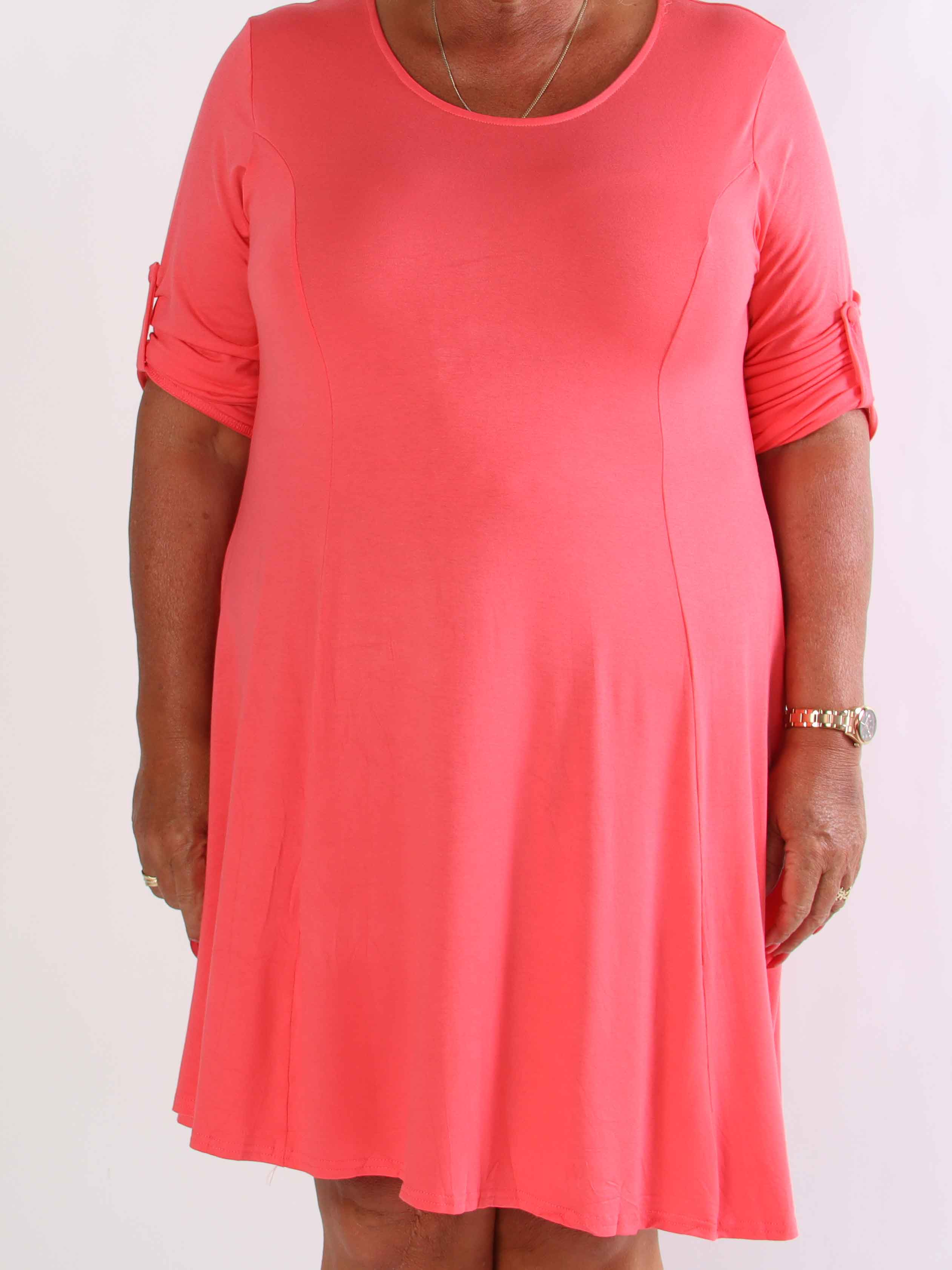 Marlene Plain - Enfärgad A-linjeformad klänning i viskos