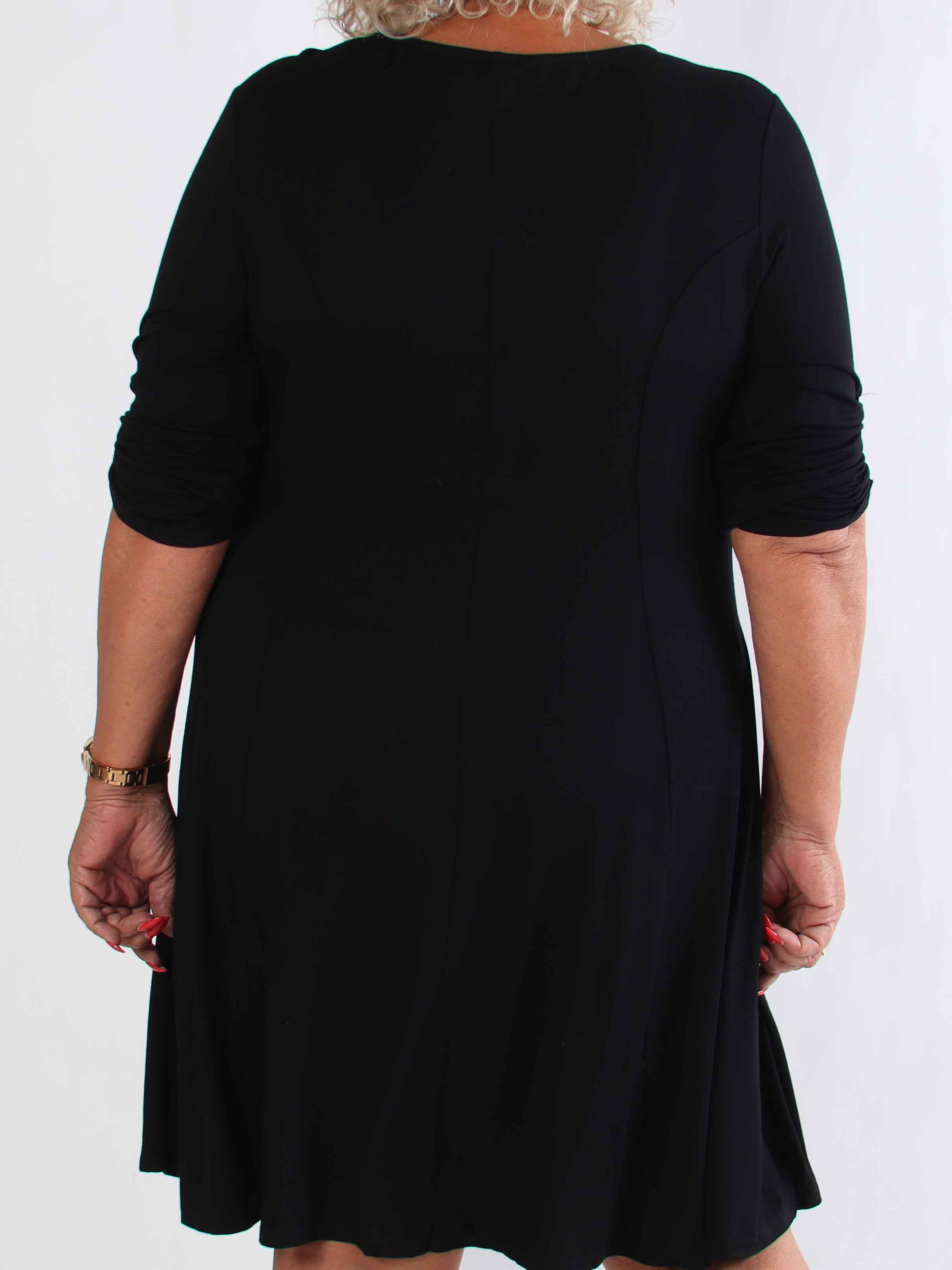 Marlene Plain - Enfärgad A-linjeformad klänning i viskos